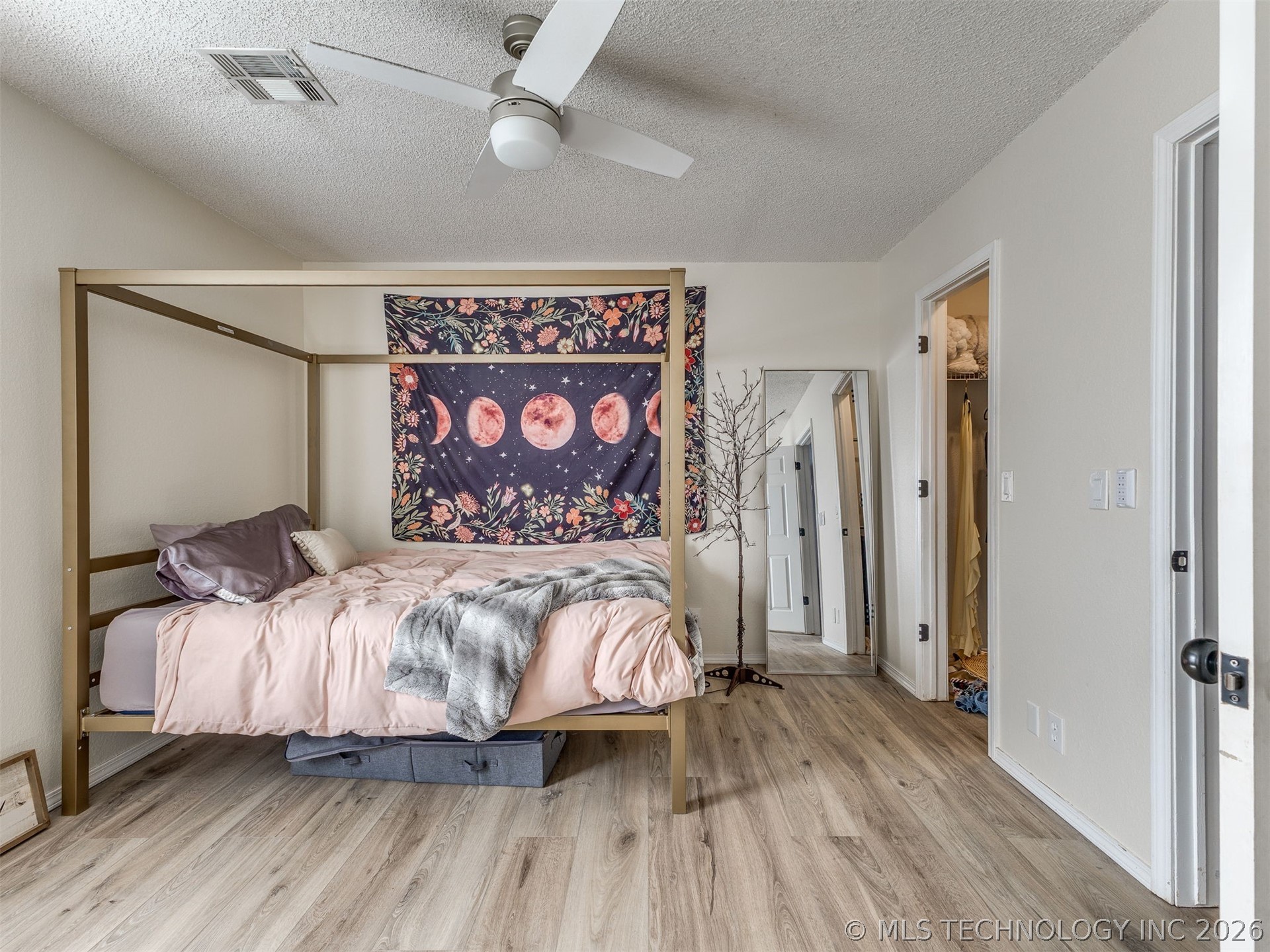 433 W Quanah Street N Property Photo 31