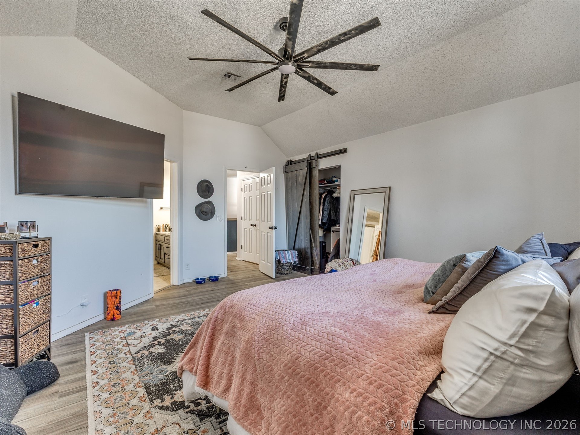 433 W Quanah Street N Property Photo 39