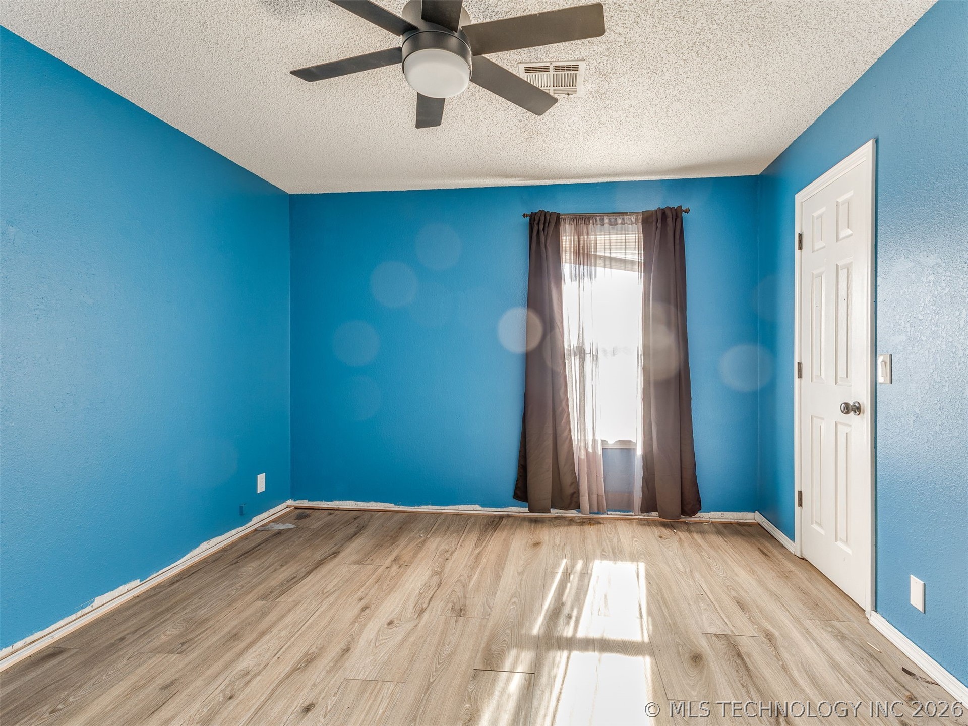 433 W Quanah Street N Property Photo 43