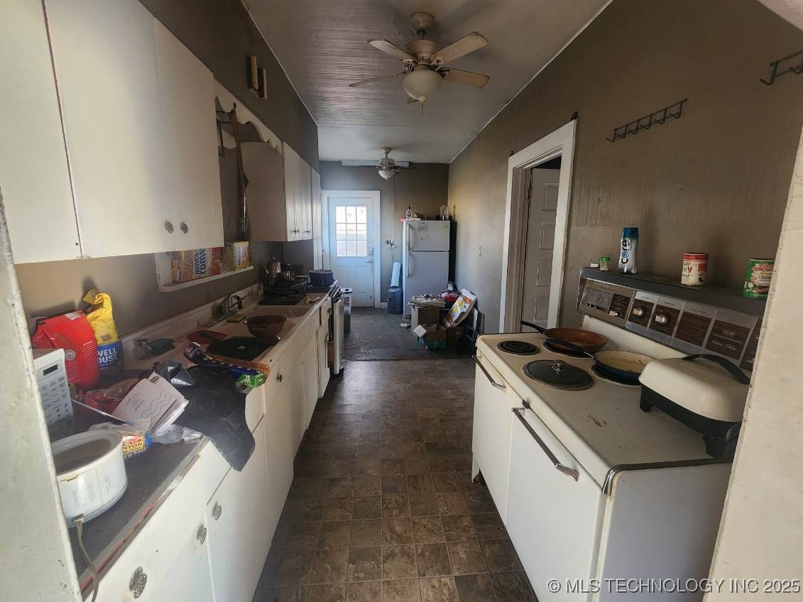422 S Kansas Avenue Property Photo 4