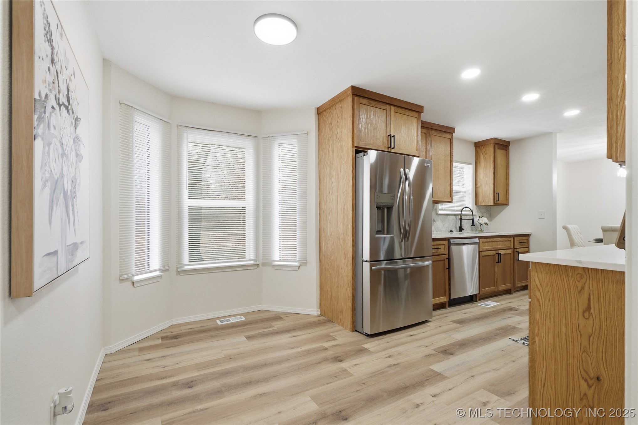 6933 N Martin Ridge Road Property Photo 16