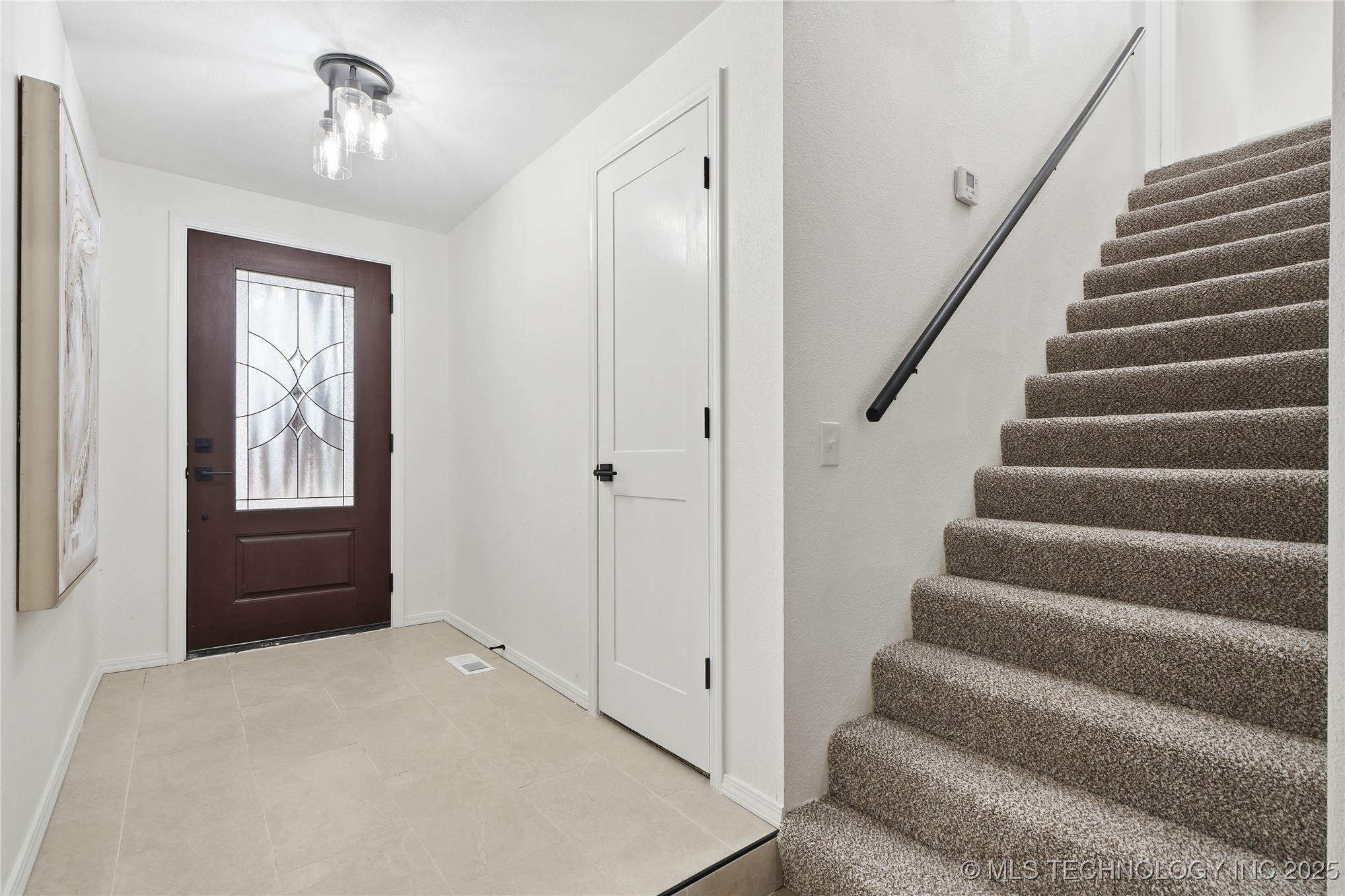 6933 N Martin Ridge Road Property Photo 17