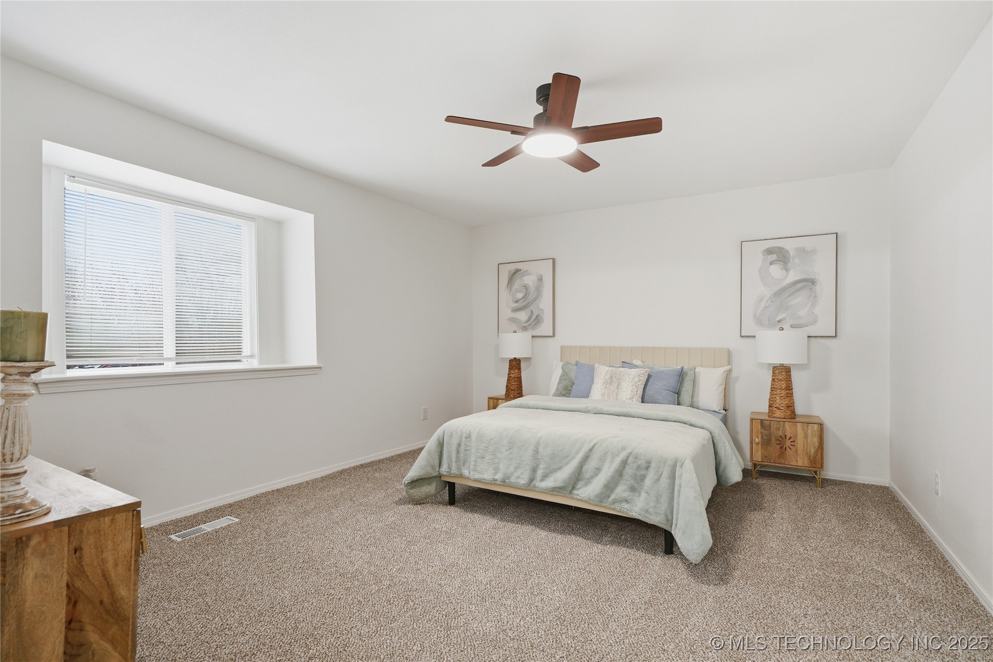 6933 N Martin Ridge Road Property Photo 19