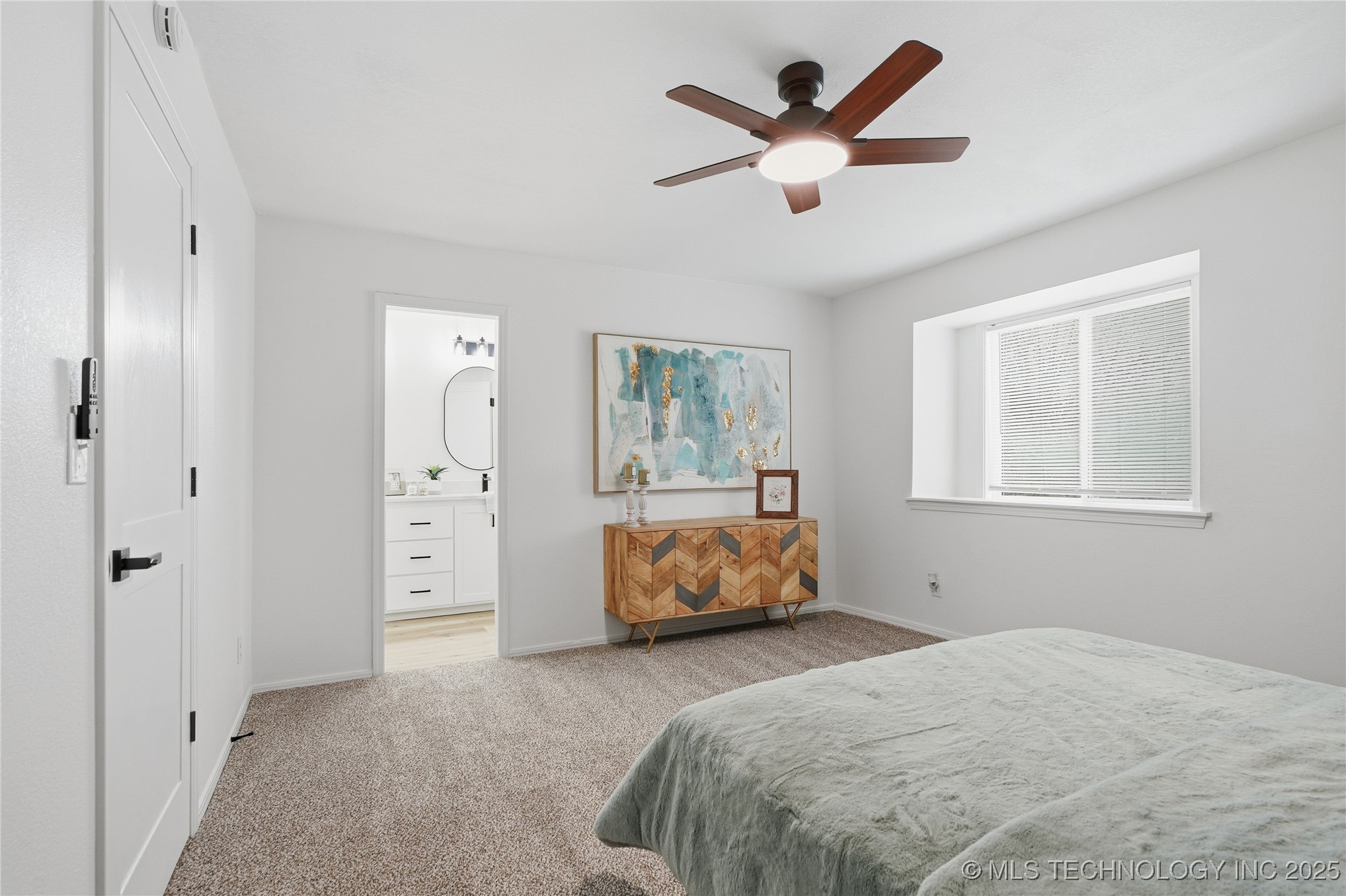 6933 N Martin Ridge Road Property Photo 20