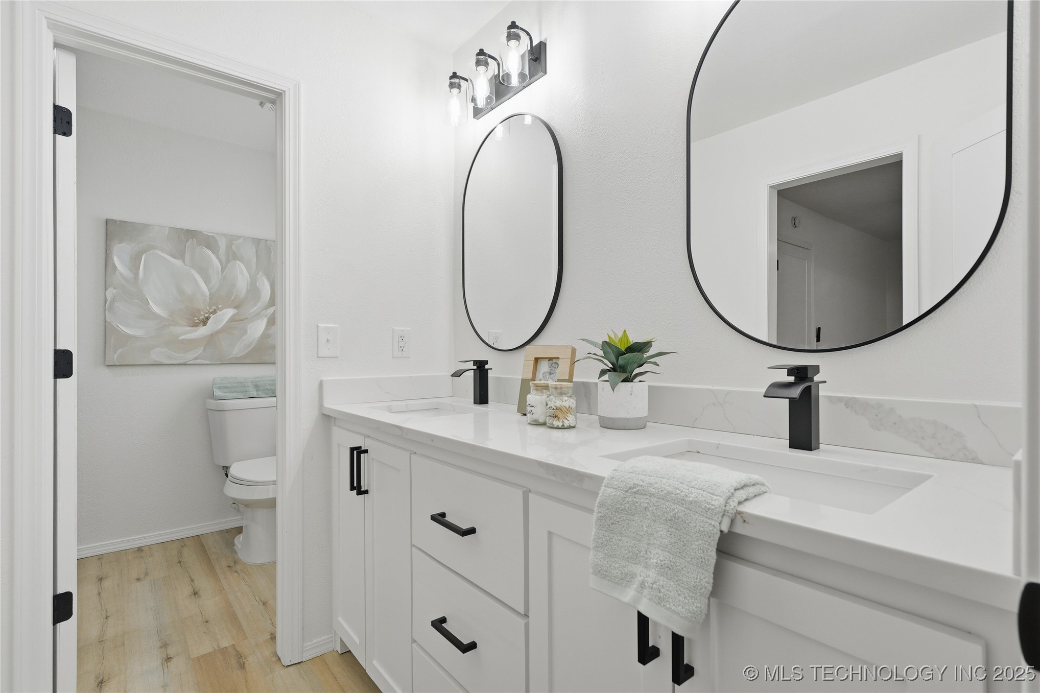 6933 N Martin Ridge Road Property Photo 22