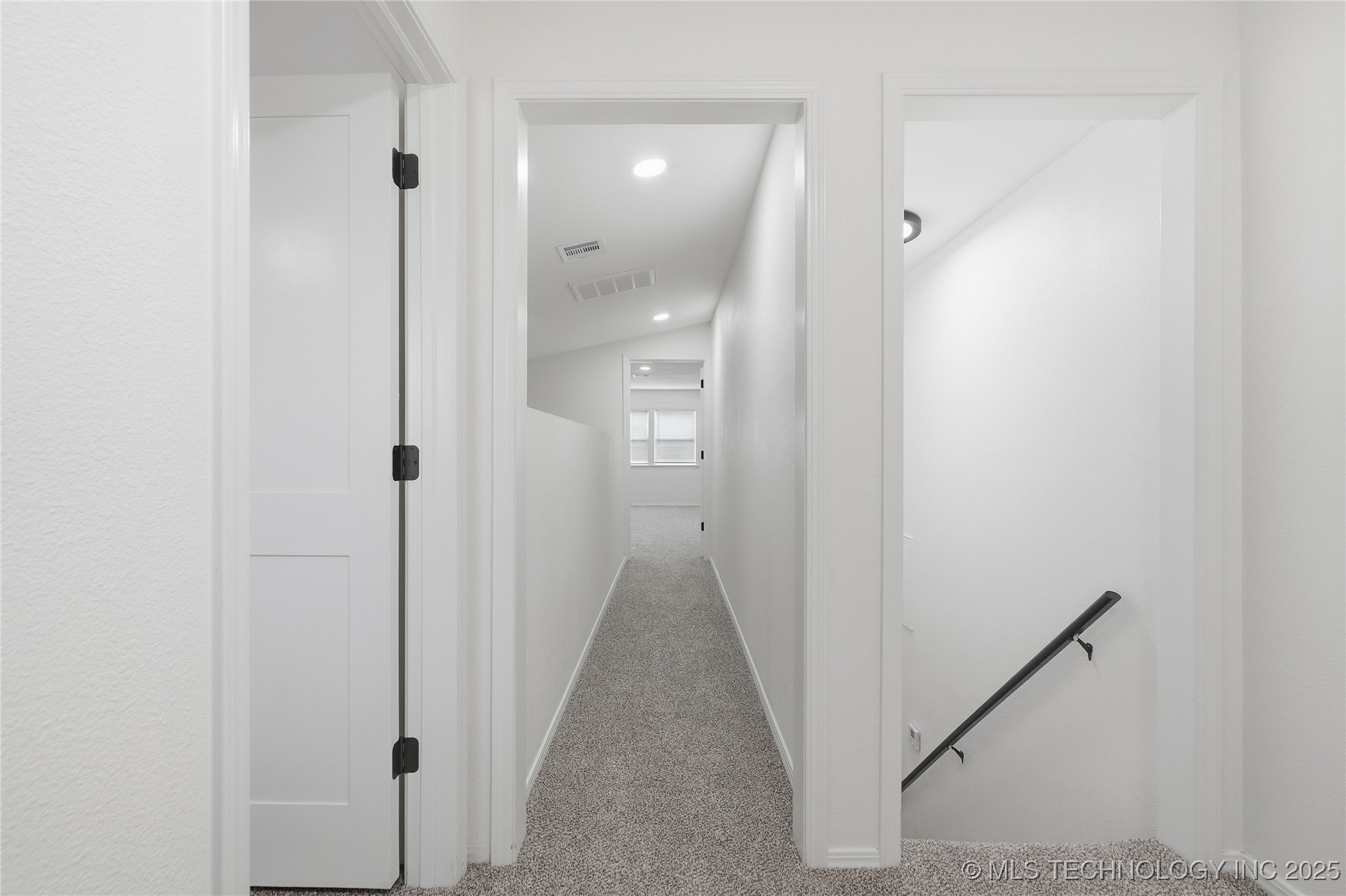 6933 N Martin Ridge Road Property Photo 31