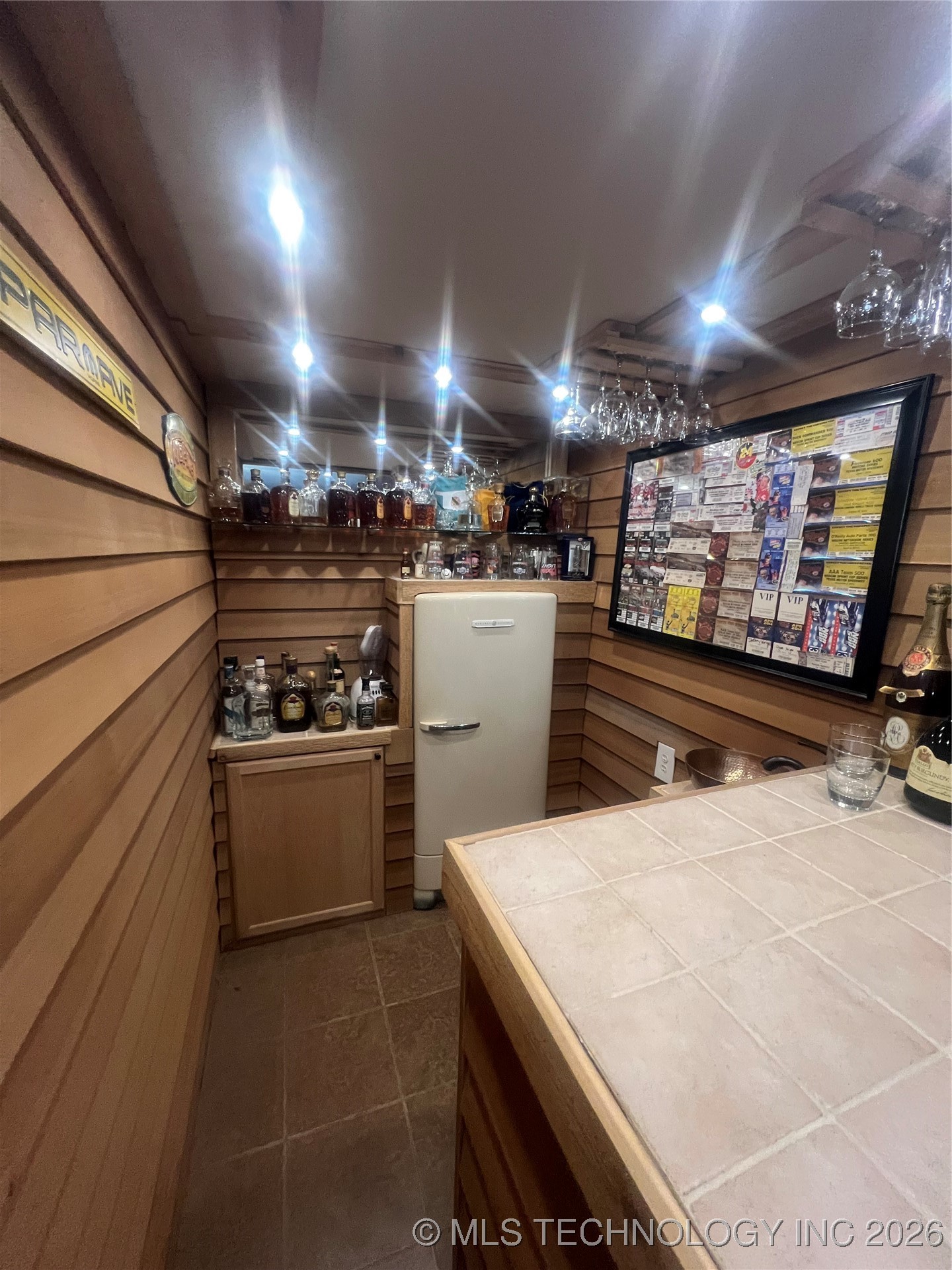 403 N Anthony Property Photo 16