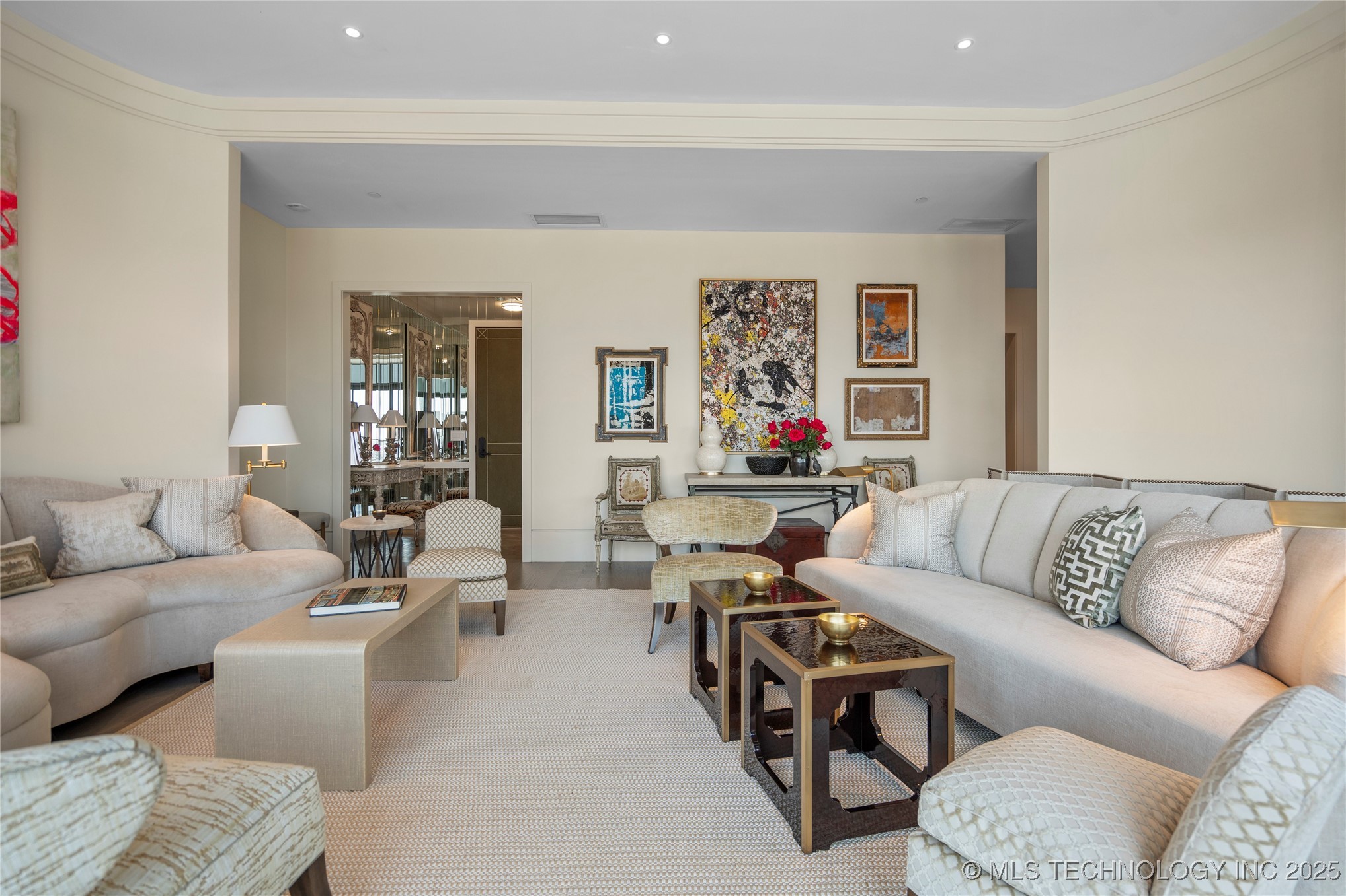 405 N Main Street 7e Property Photo 11