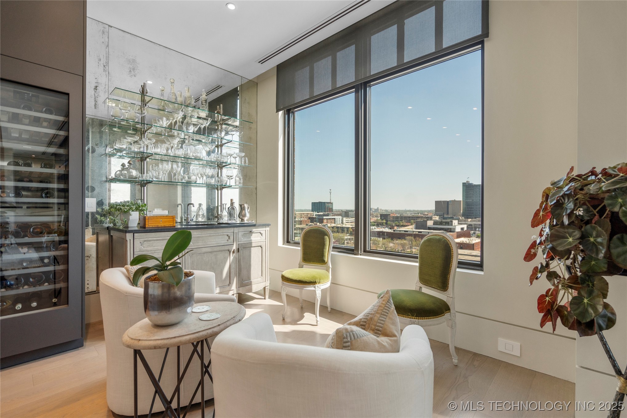 405 N Main Street 7e Property Photo 27