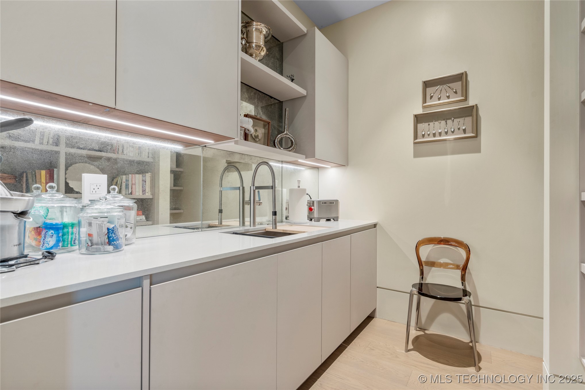 405 N Main Street 7e Property Photo 31