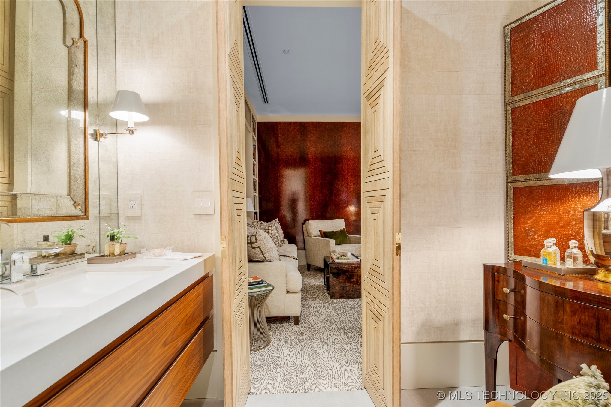 405 N Main Street 7e Property Photo 56