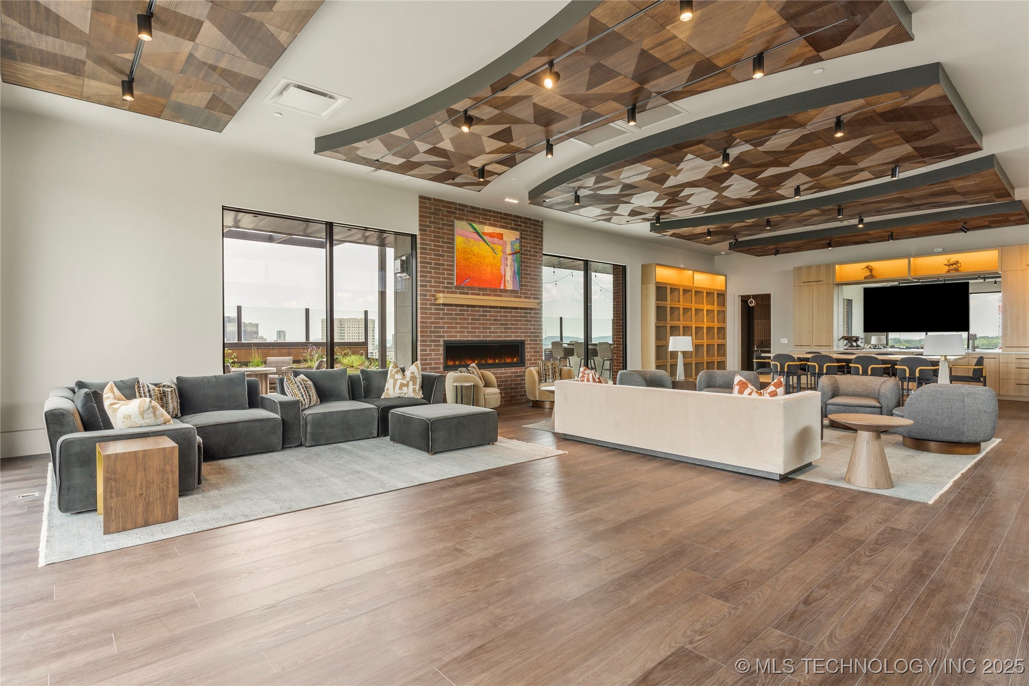 405 N Main Street 7e Property Photo 66