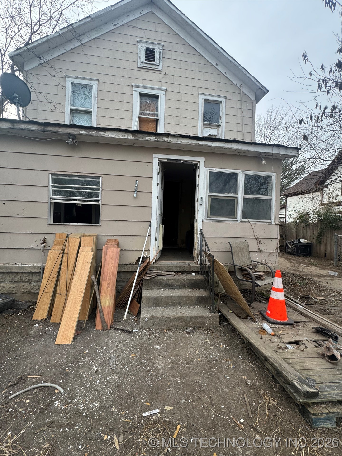 116 N Wyandotte Avenue Property Photo 8