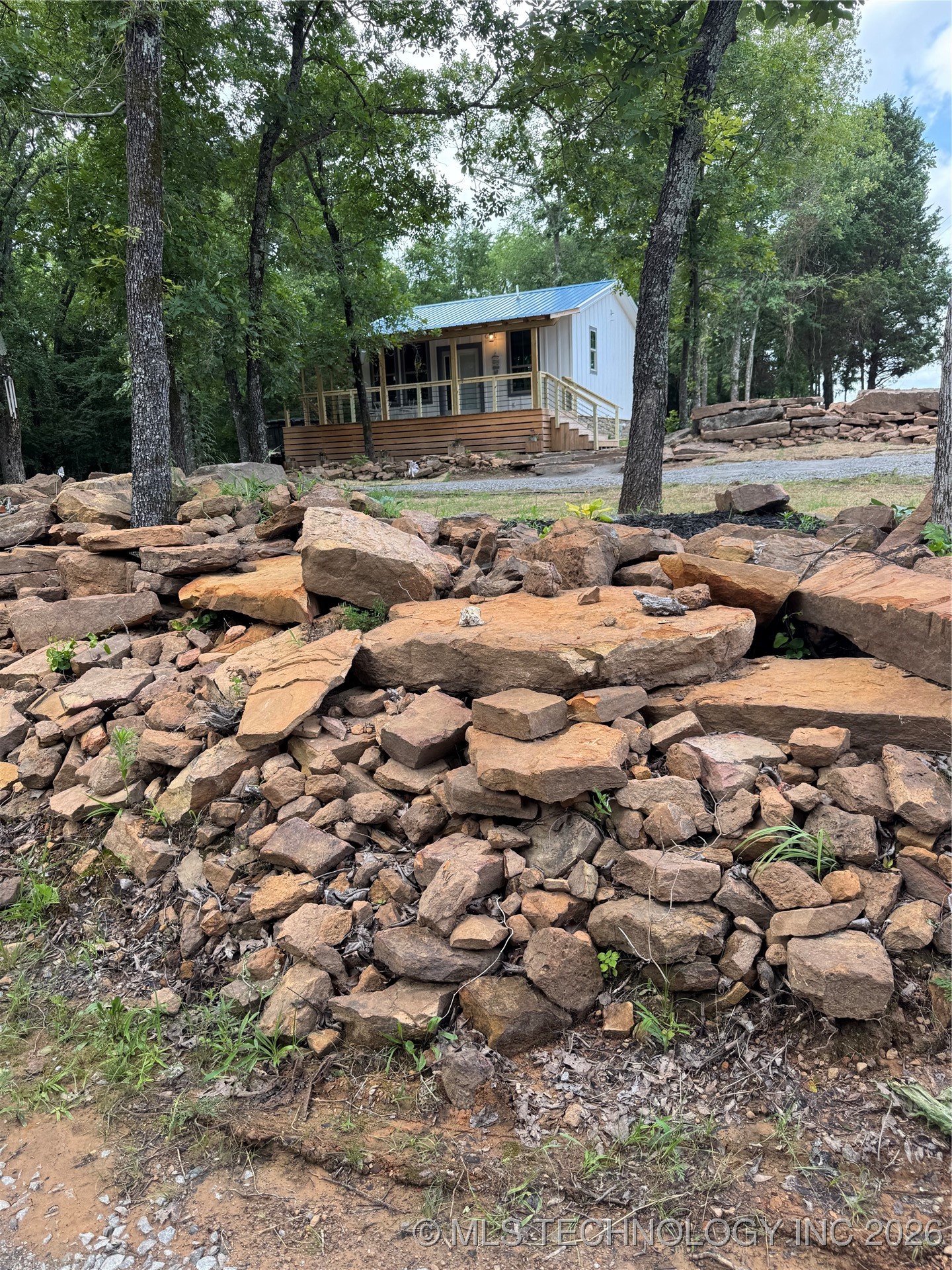 33455 State Highway 82 Property Photo 1