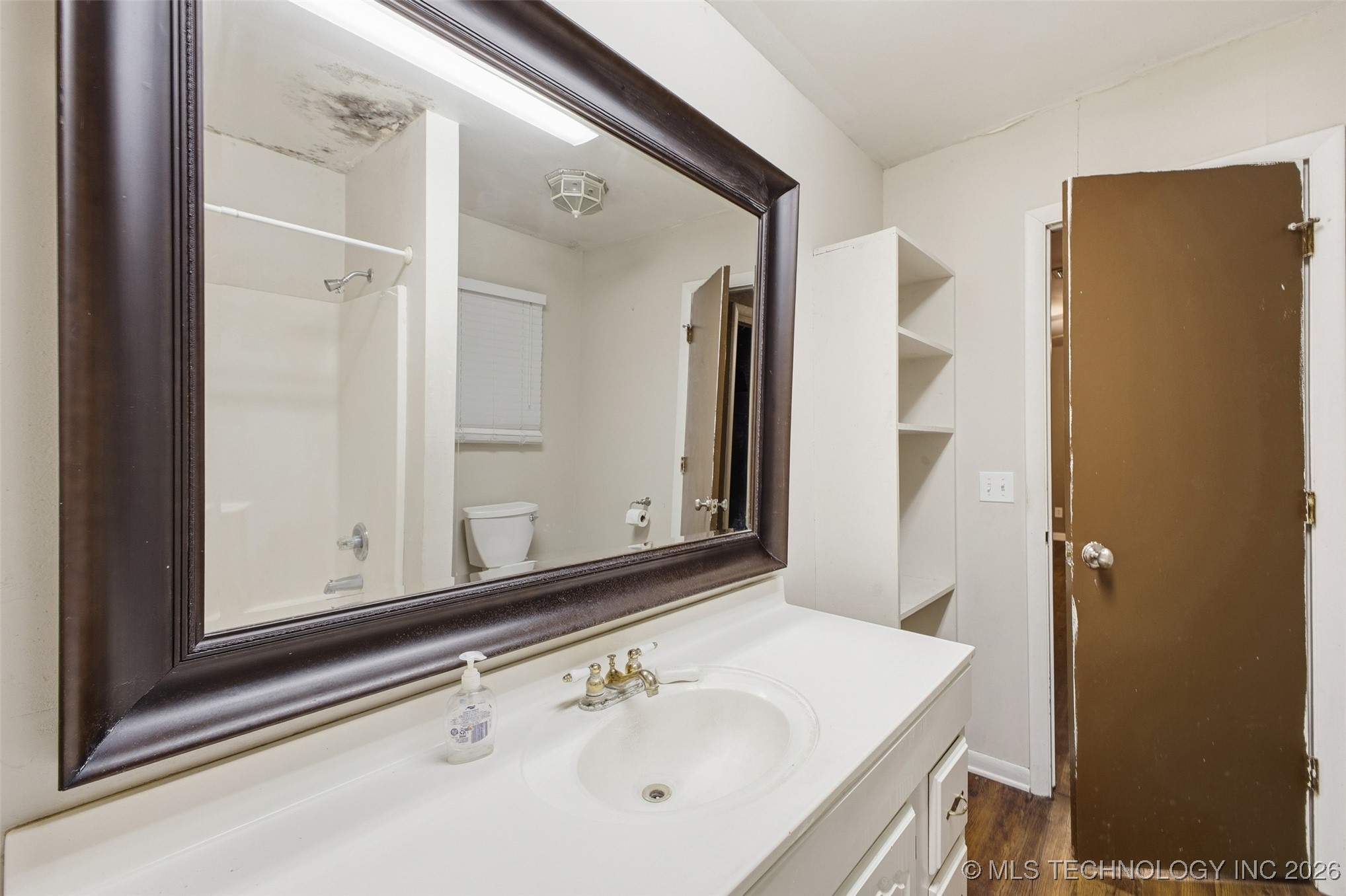 820 Charles Drive Property Photo 15