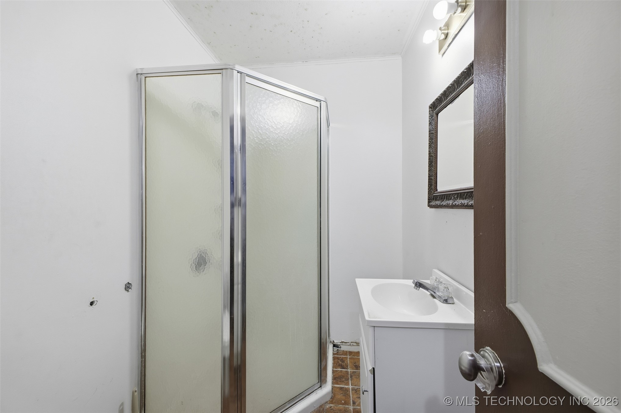 820 Charles Drive Property Photo 17