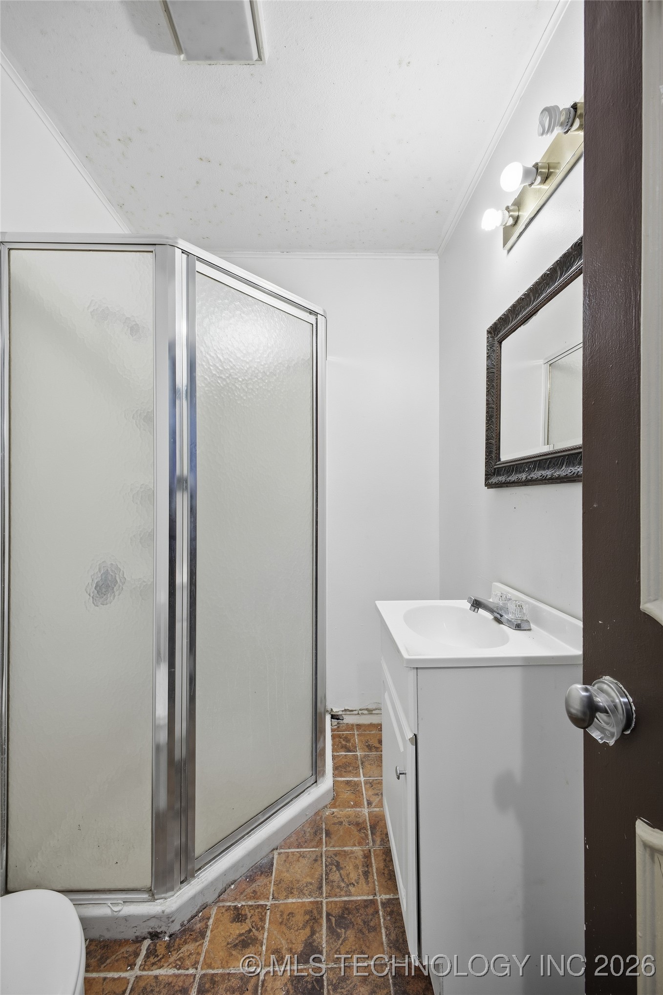 820 Charles Drive Property Photo 18