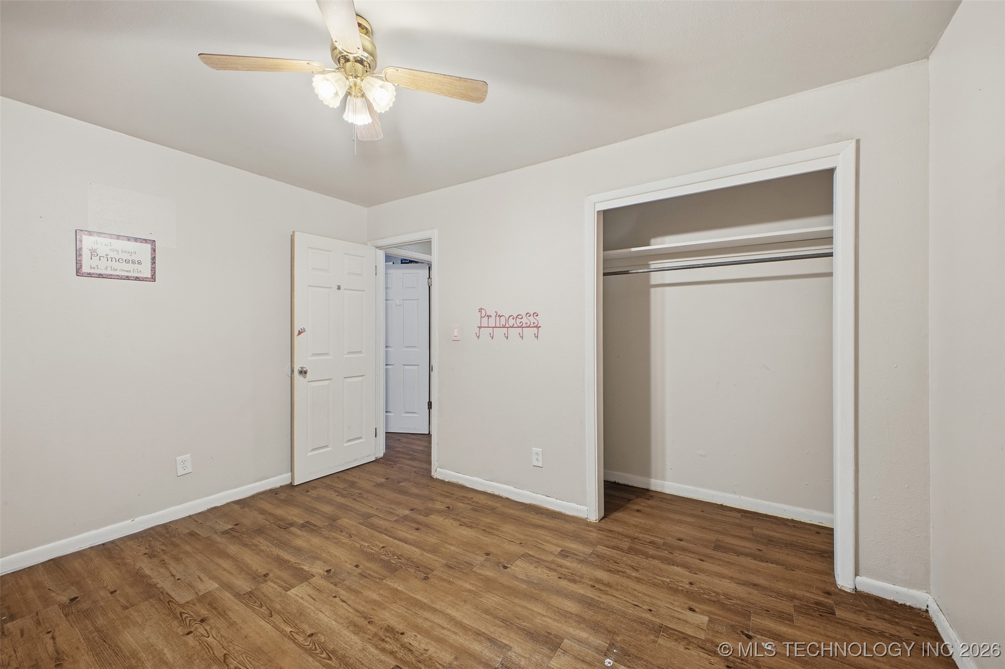 820 Charles Drive Property Photo 20