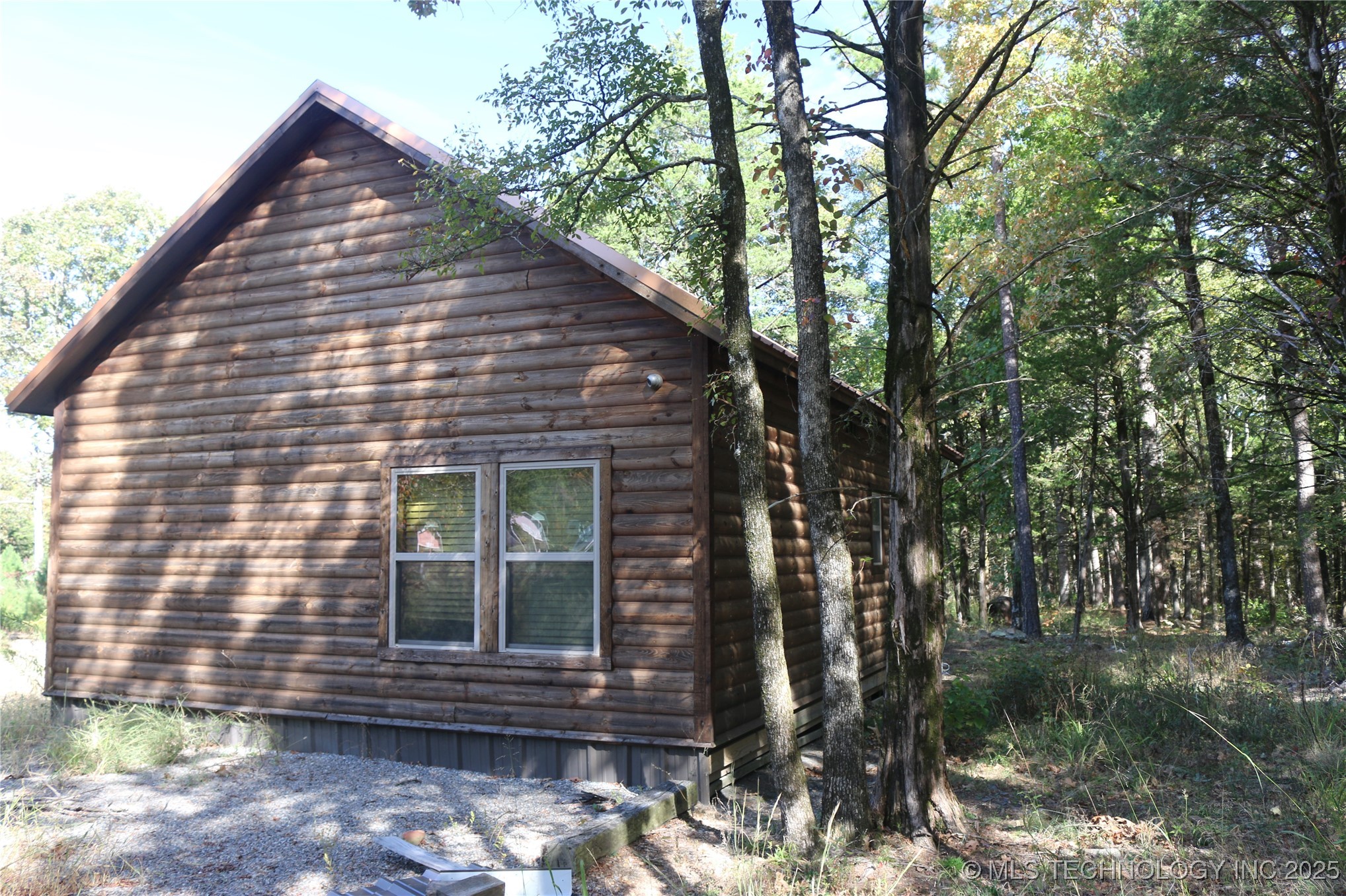 61216 Patterson Lane Property Photo 2