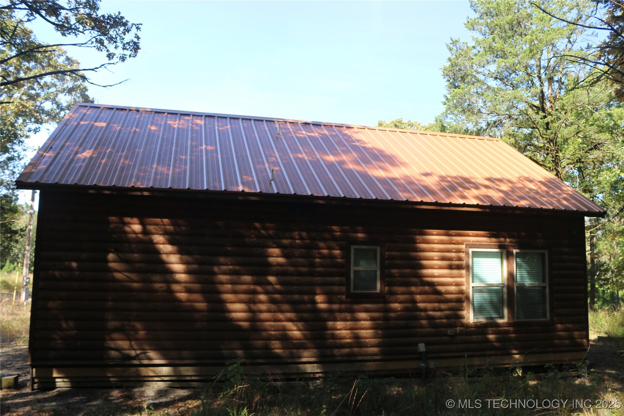 61216 Patterson Lane Property Photo 3