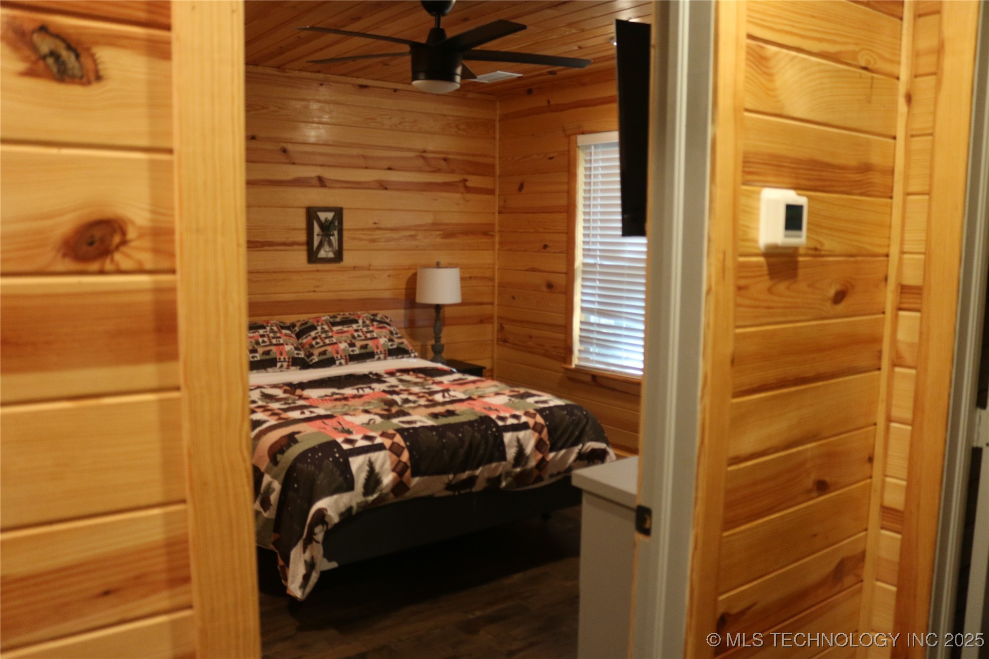 61216 Patterson Lane Property Photo 9