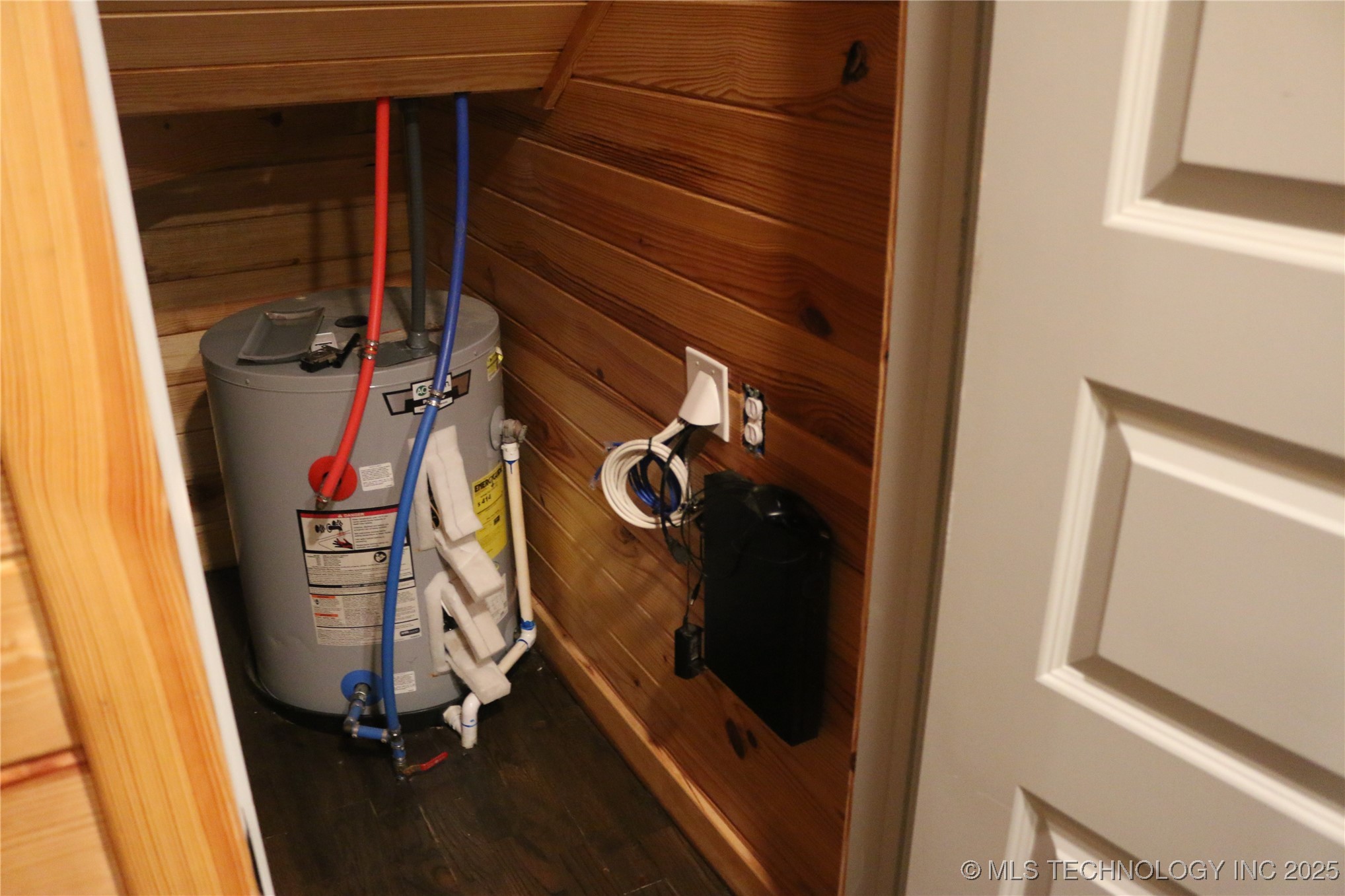 61216 Patterson Lane Property Photo 16