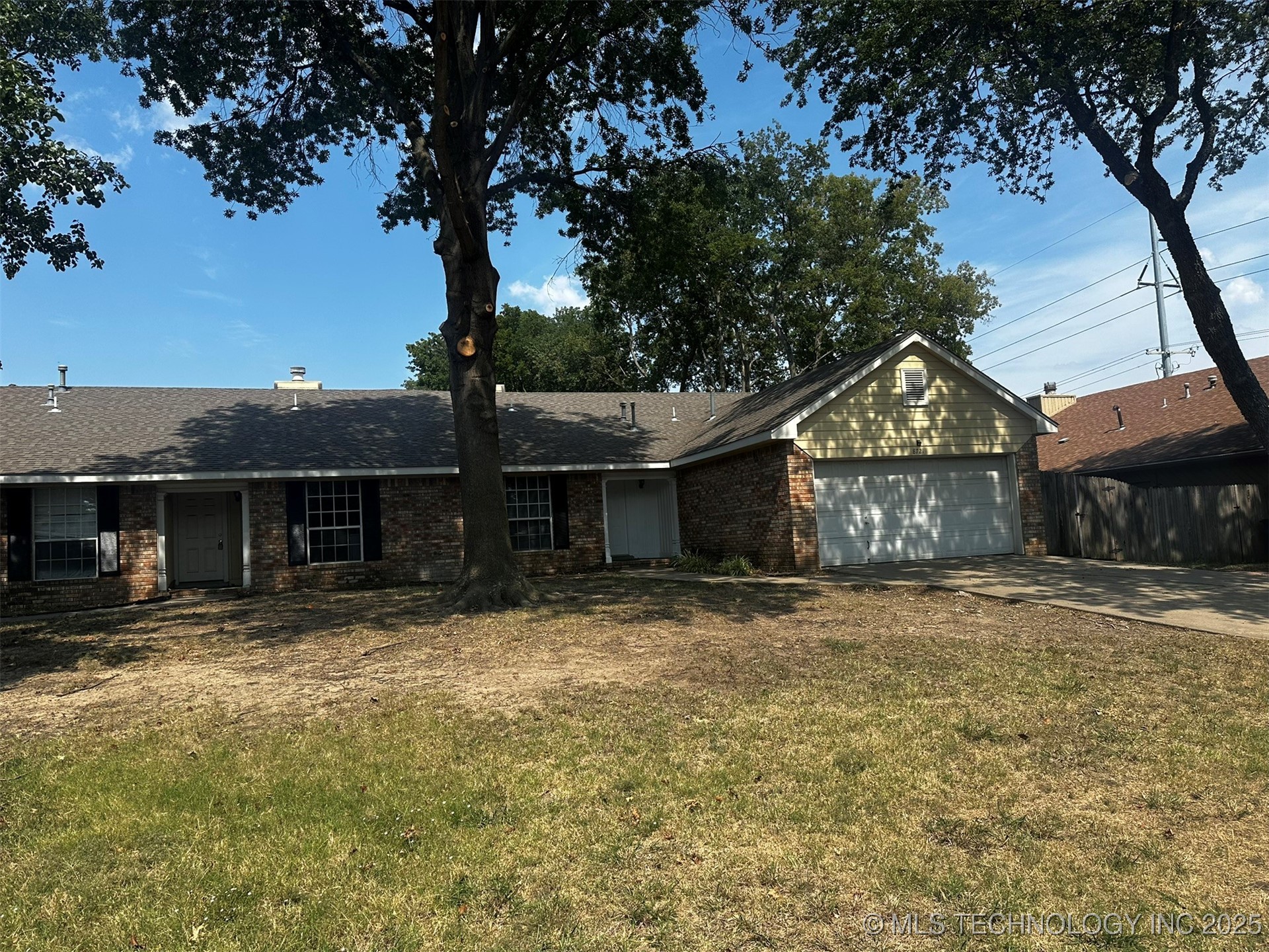 8721 E 60th Street Property Photo 1