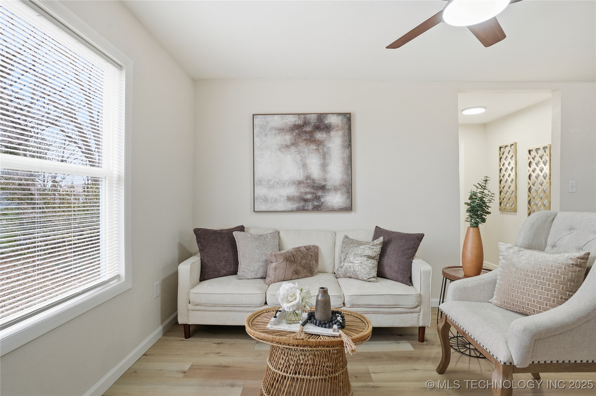 212 S Ash Street Property Photo 6