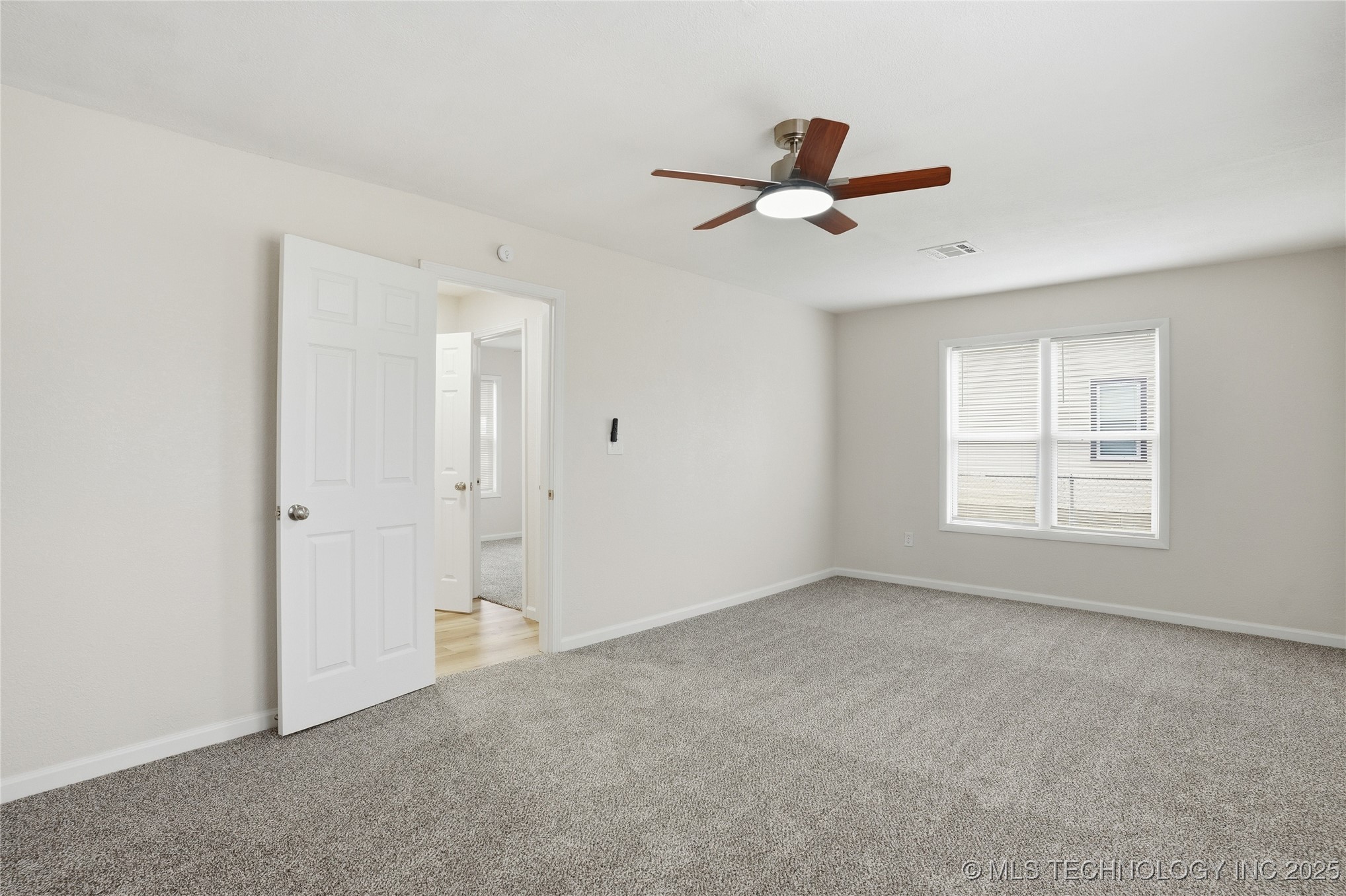 212 S Ash Street Property Photo 24