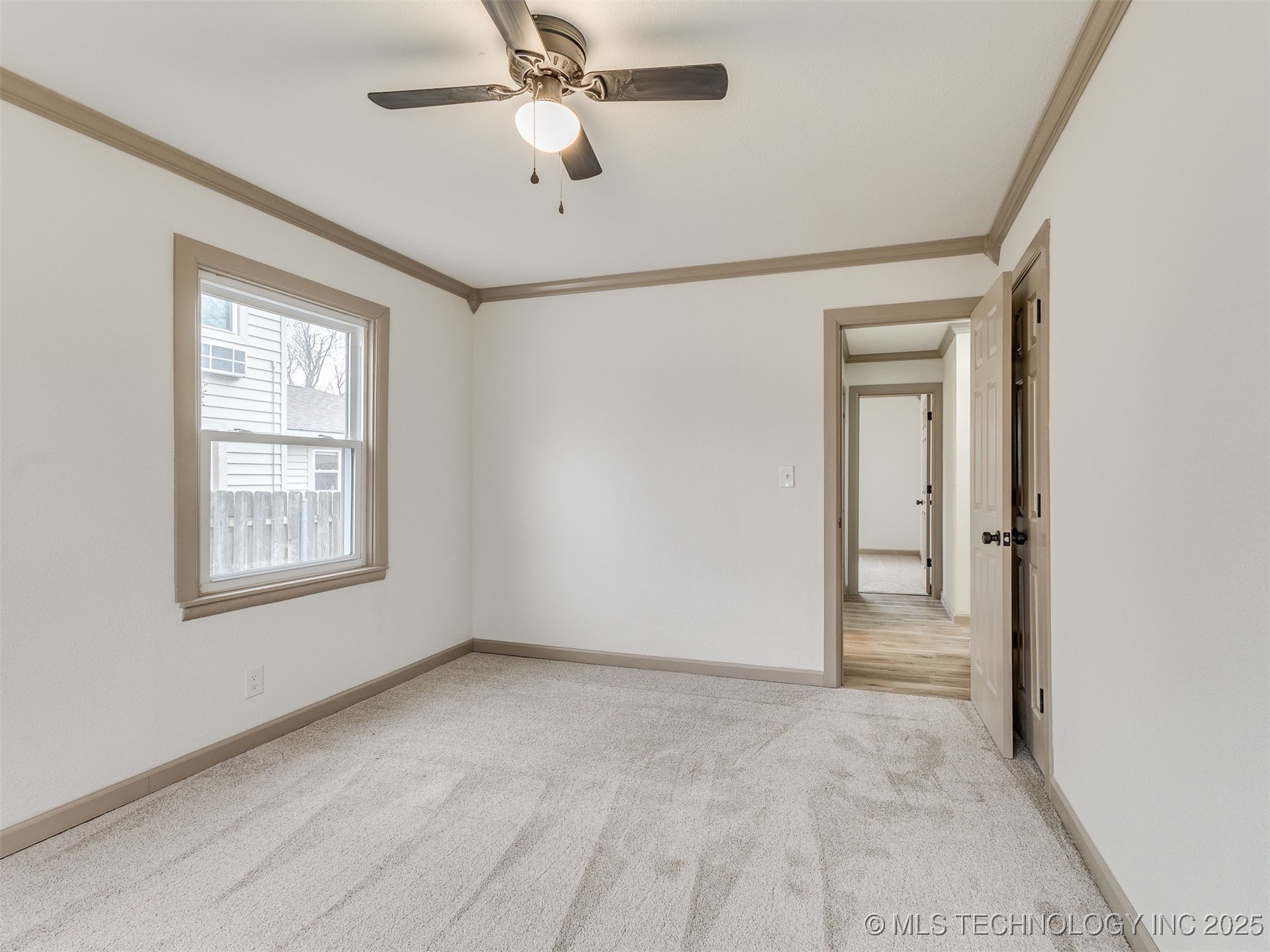 3242 S Marion Avenue Property Photo 16