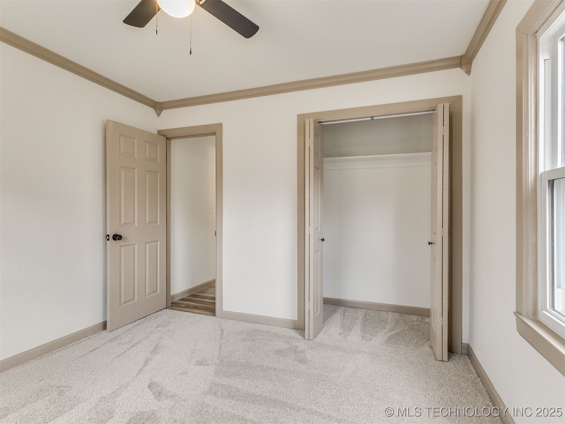 3242 S Marion Avenue Property Photo 21