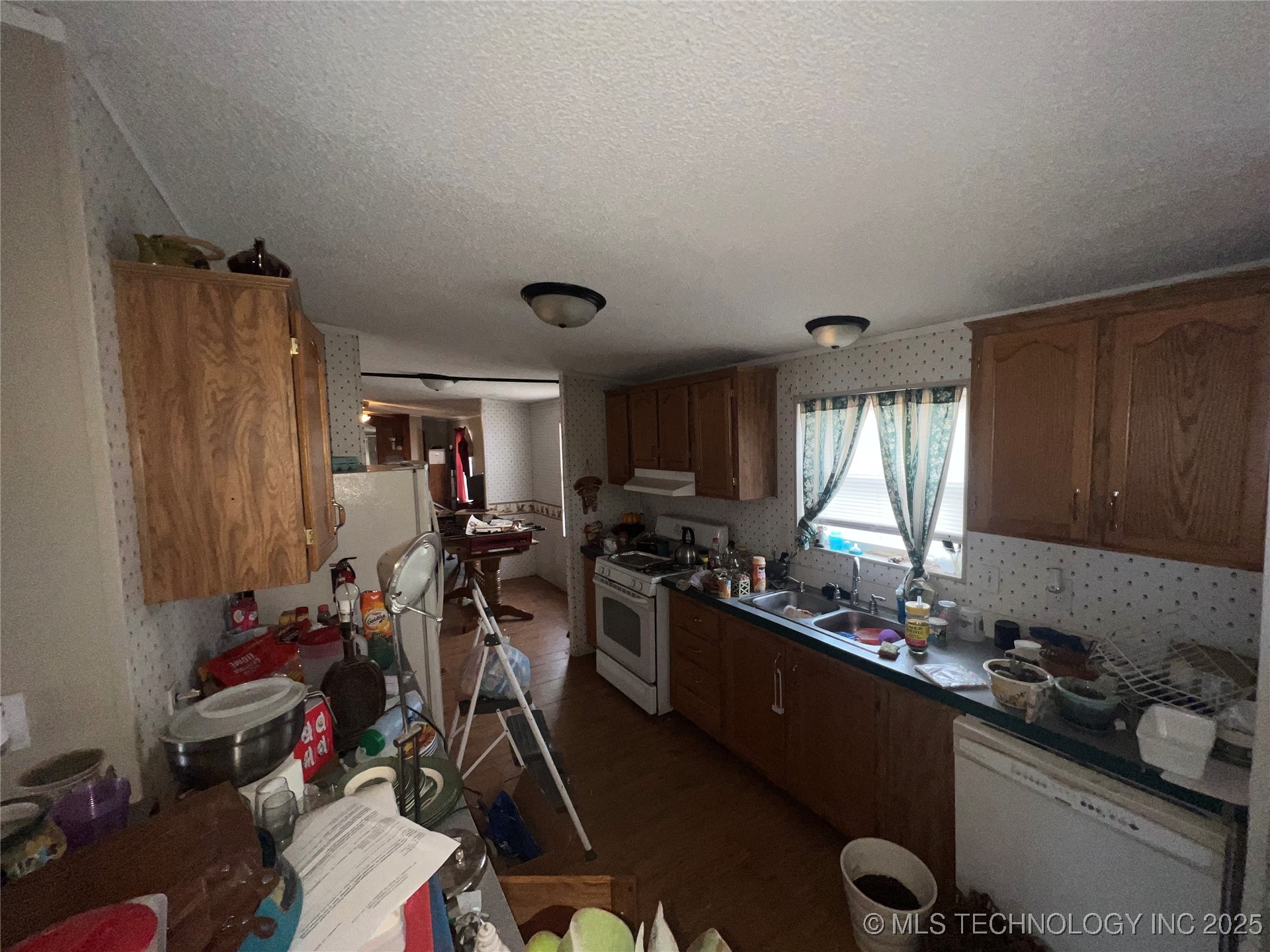 2550709 Property Photo 11