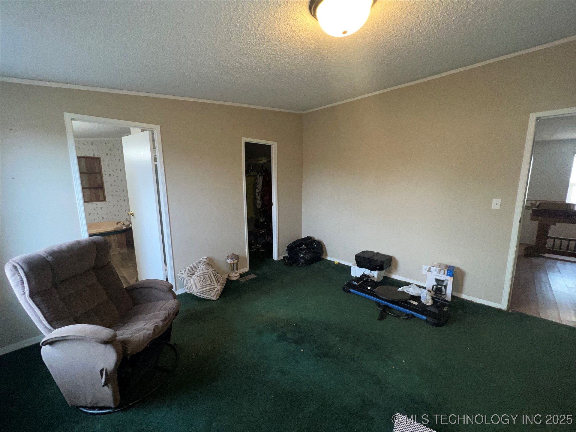 2550709 Property Photo 15