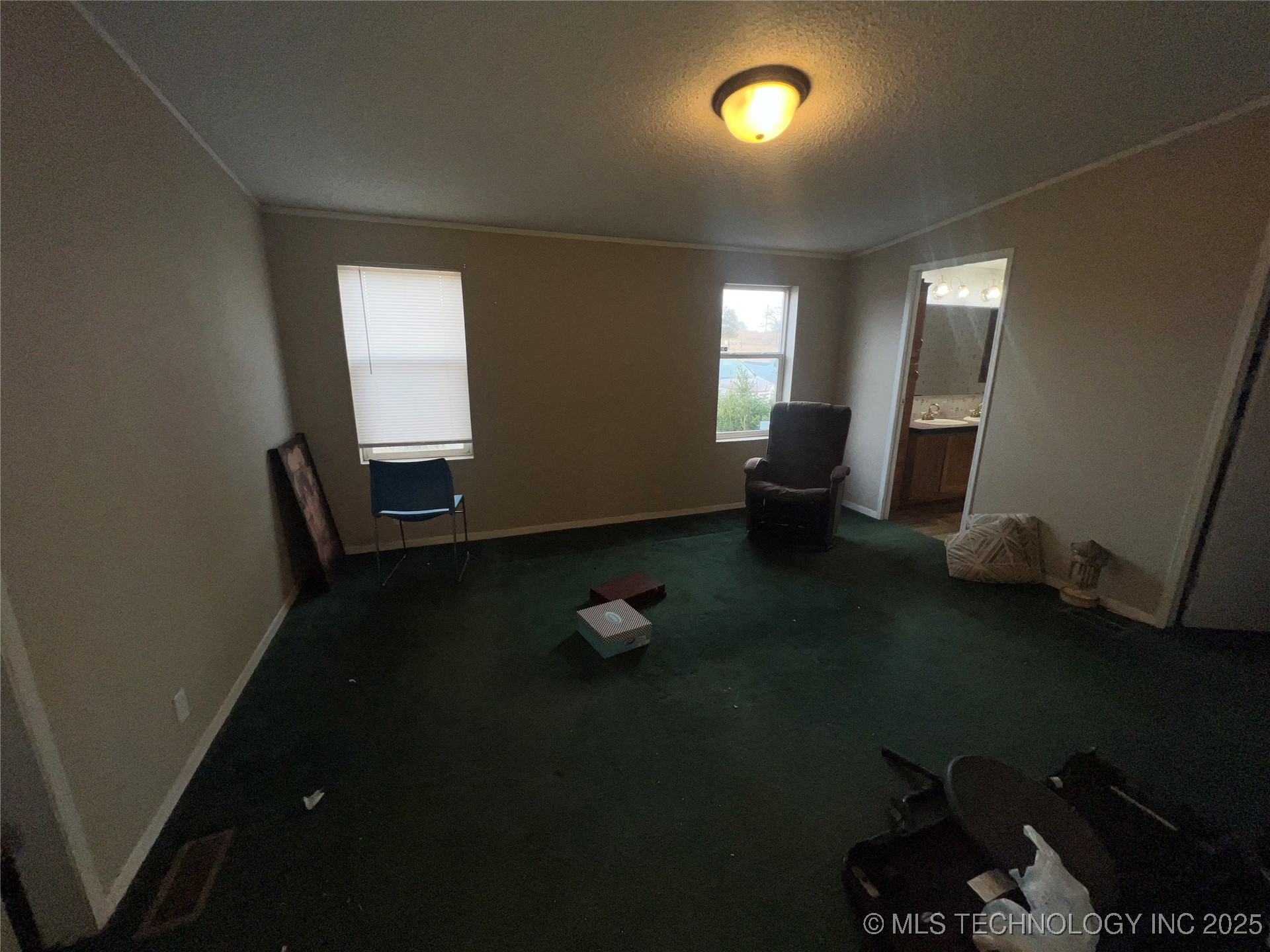 2550709 Property Photo 18