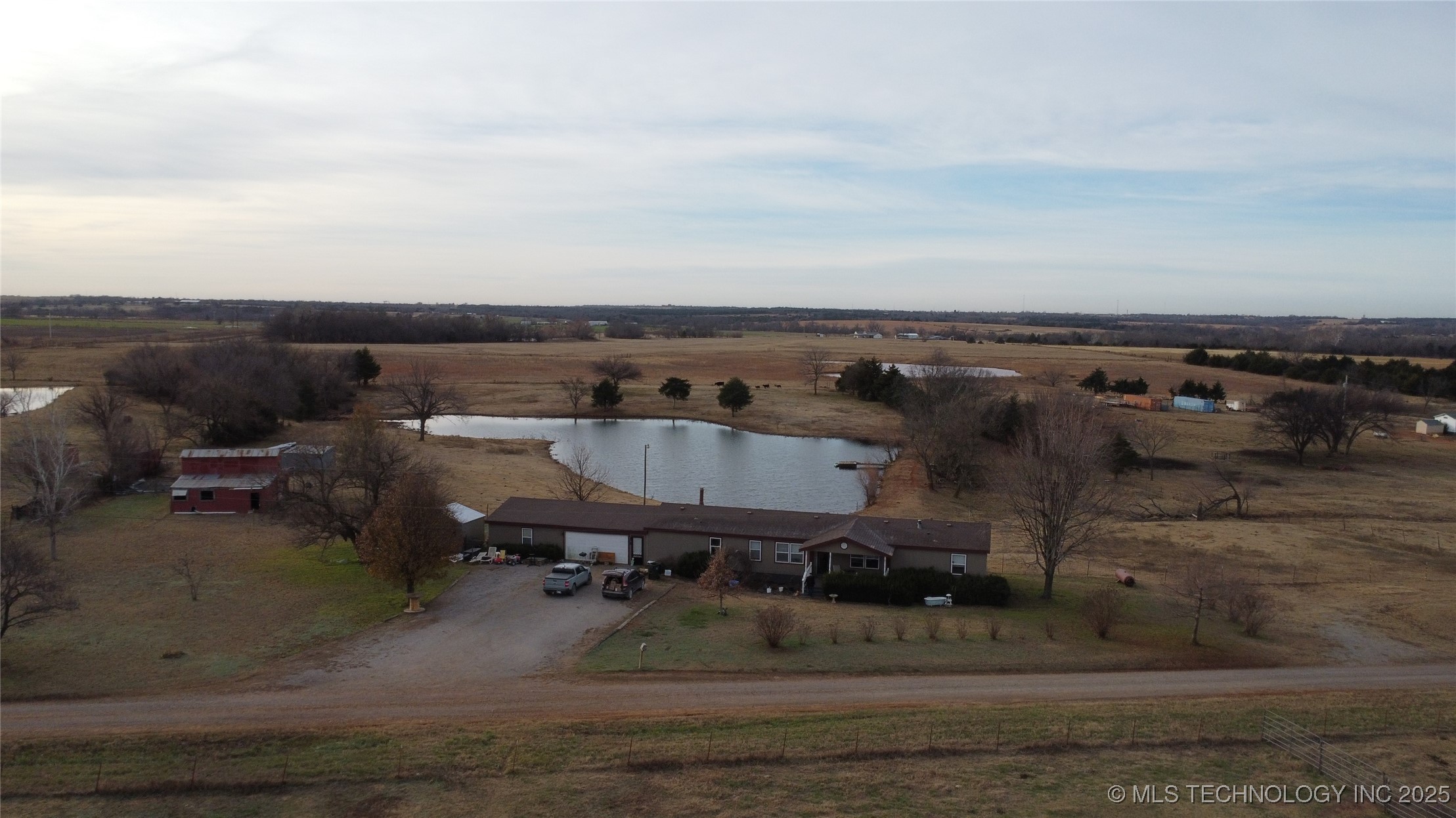 2550709 Property Photo 24