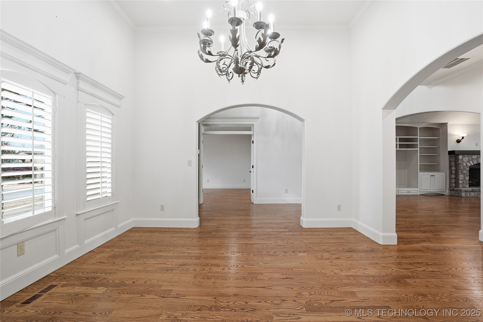 6003 E 117th Place Property Photo 5