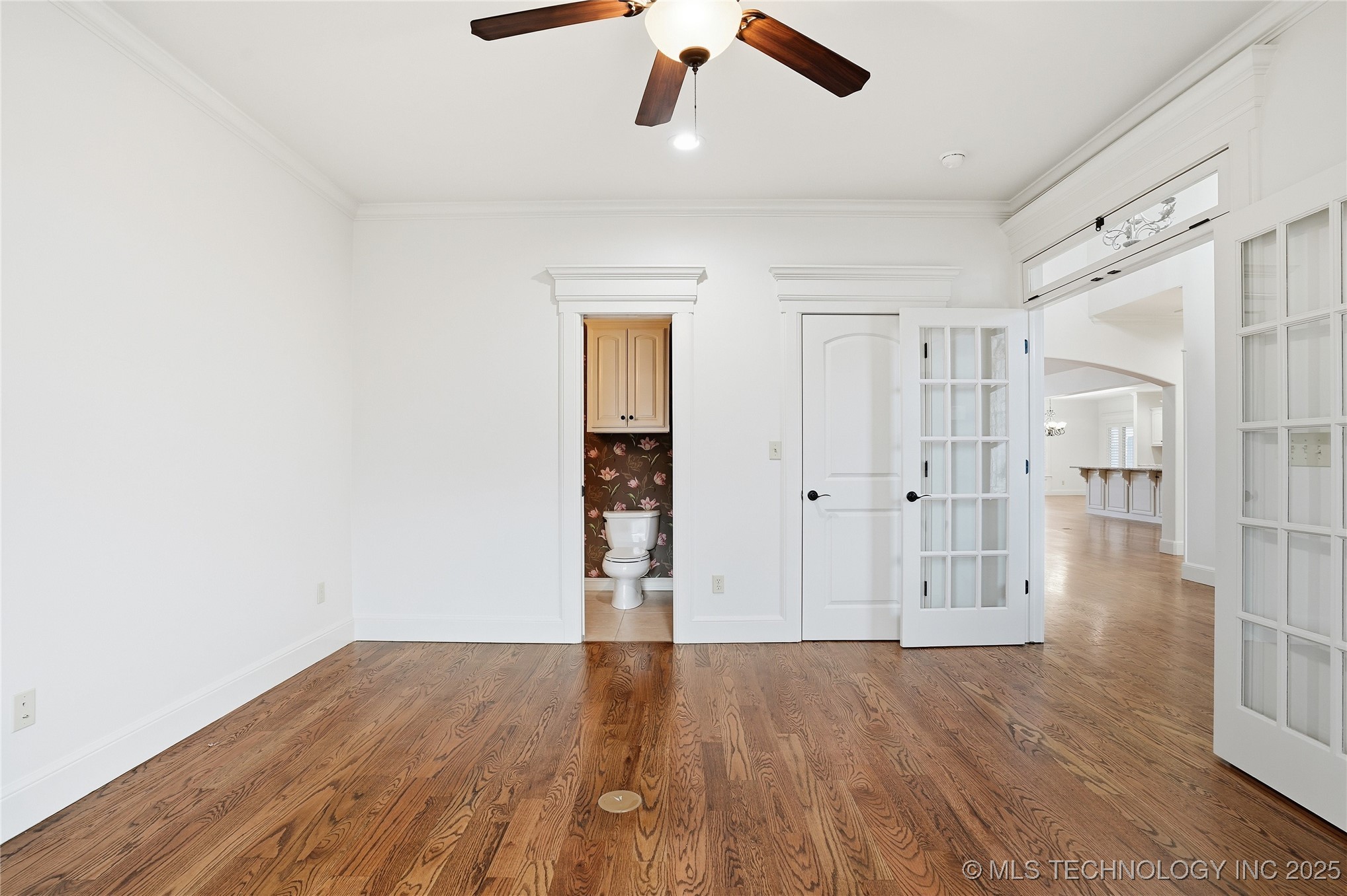 6003 E 117th Place Property Photo 6