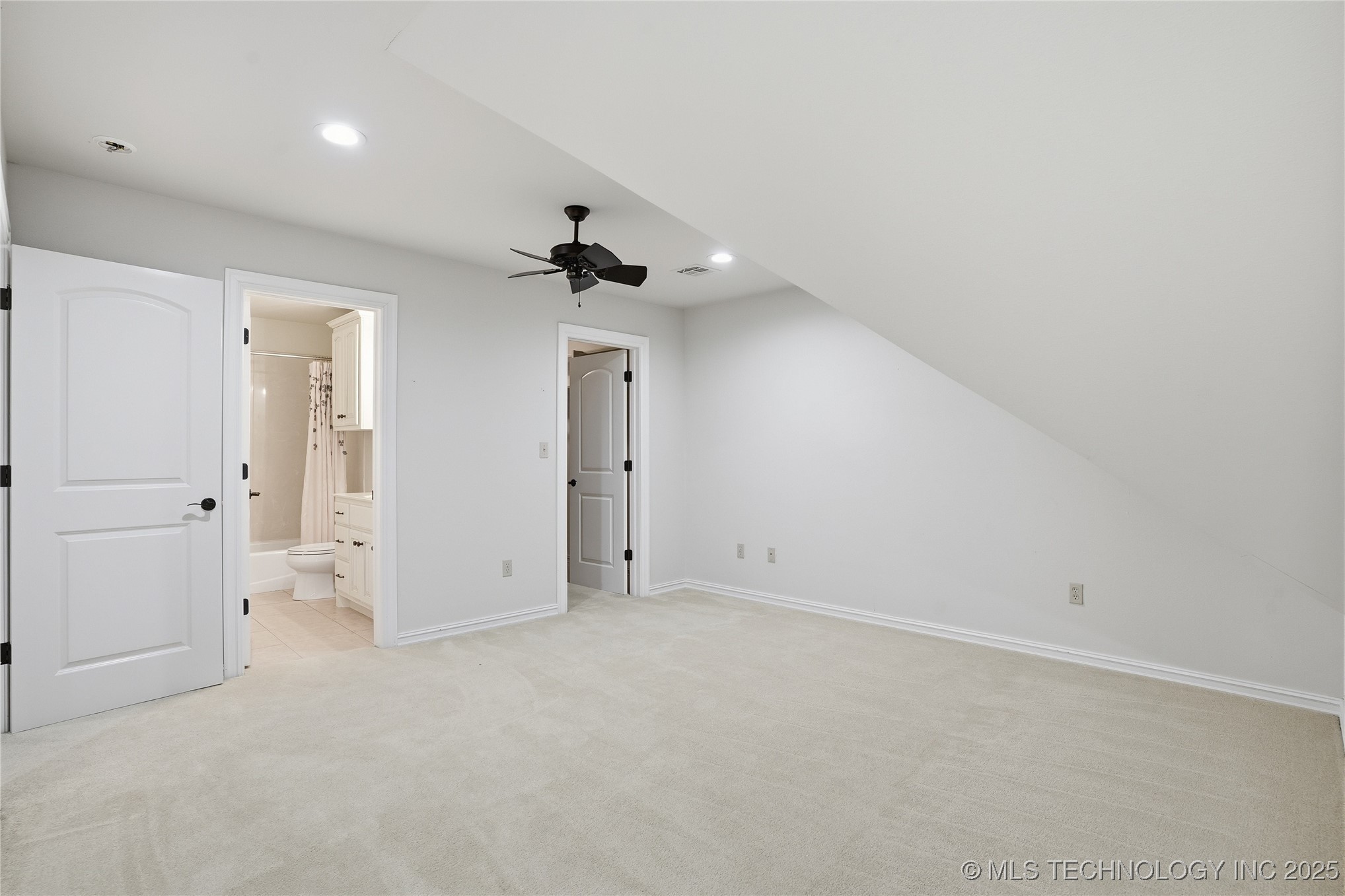 6003 E 117th Place Property Photo 50