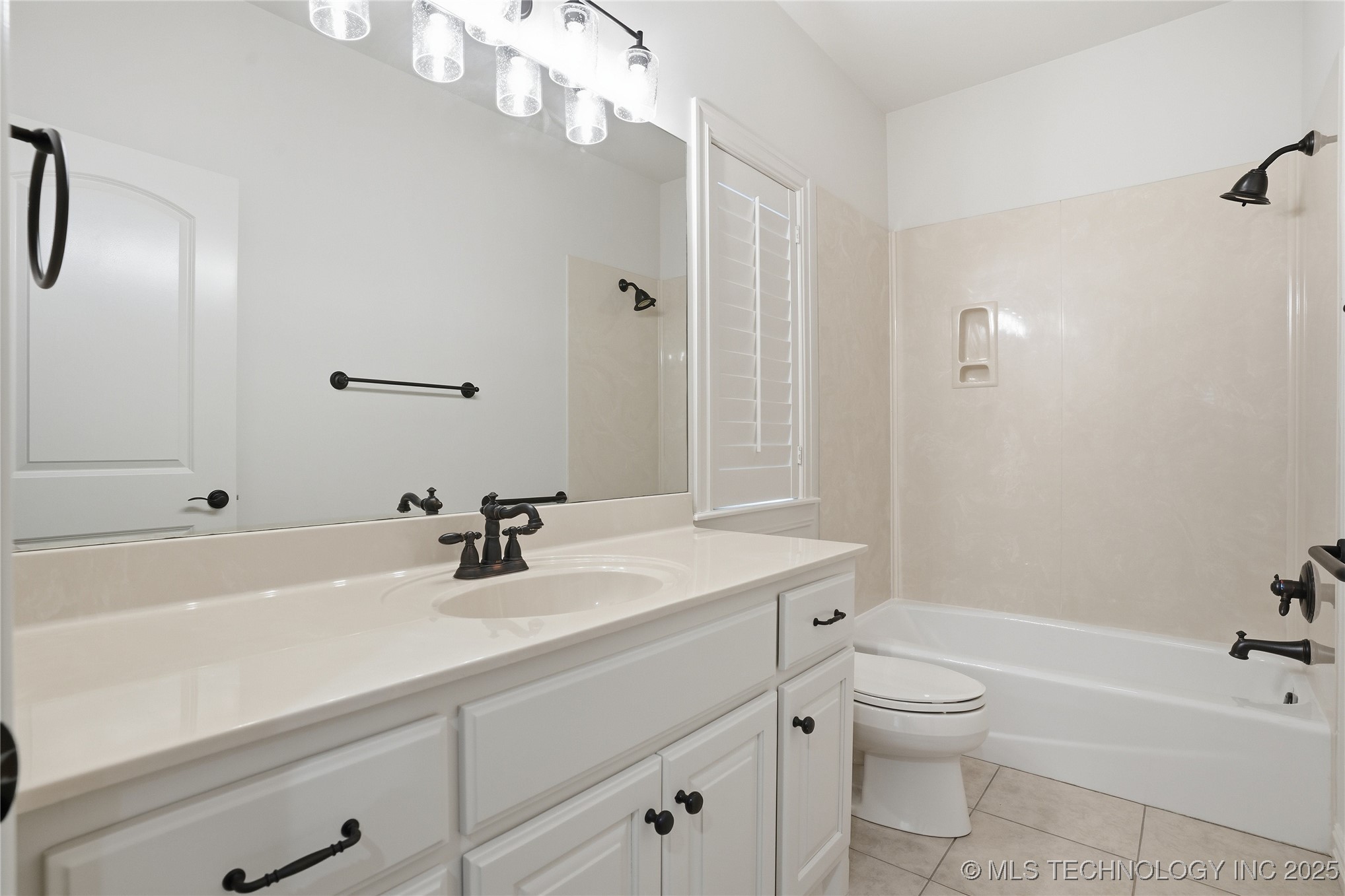 6003 E 117th Place Property Photo 55