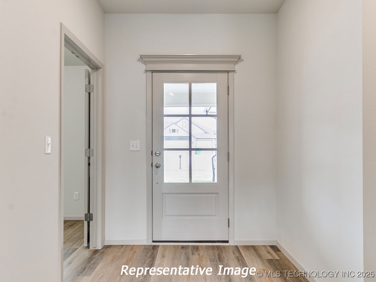 3421 E 153rd Street S Property Photo 3