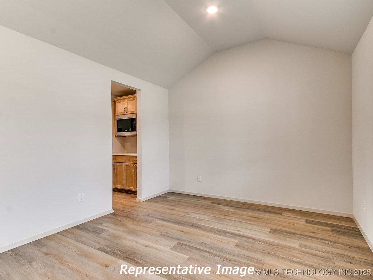 3421 E 153rd Street S Property Photo 5