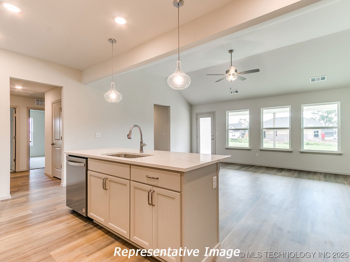 3421 E 153rd Street S Property Photo 8