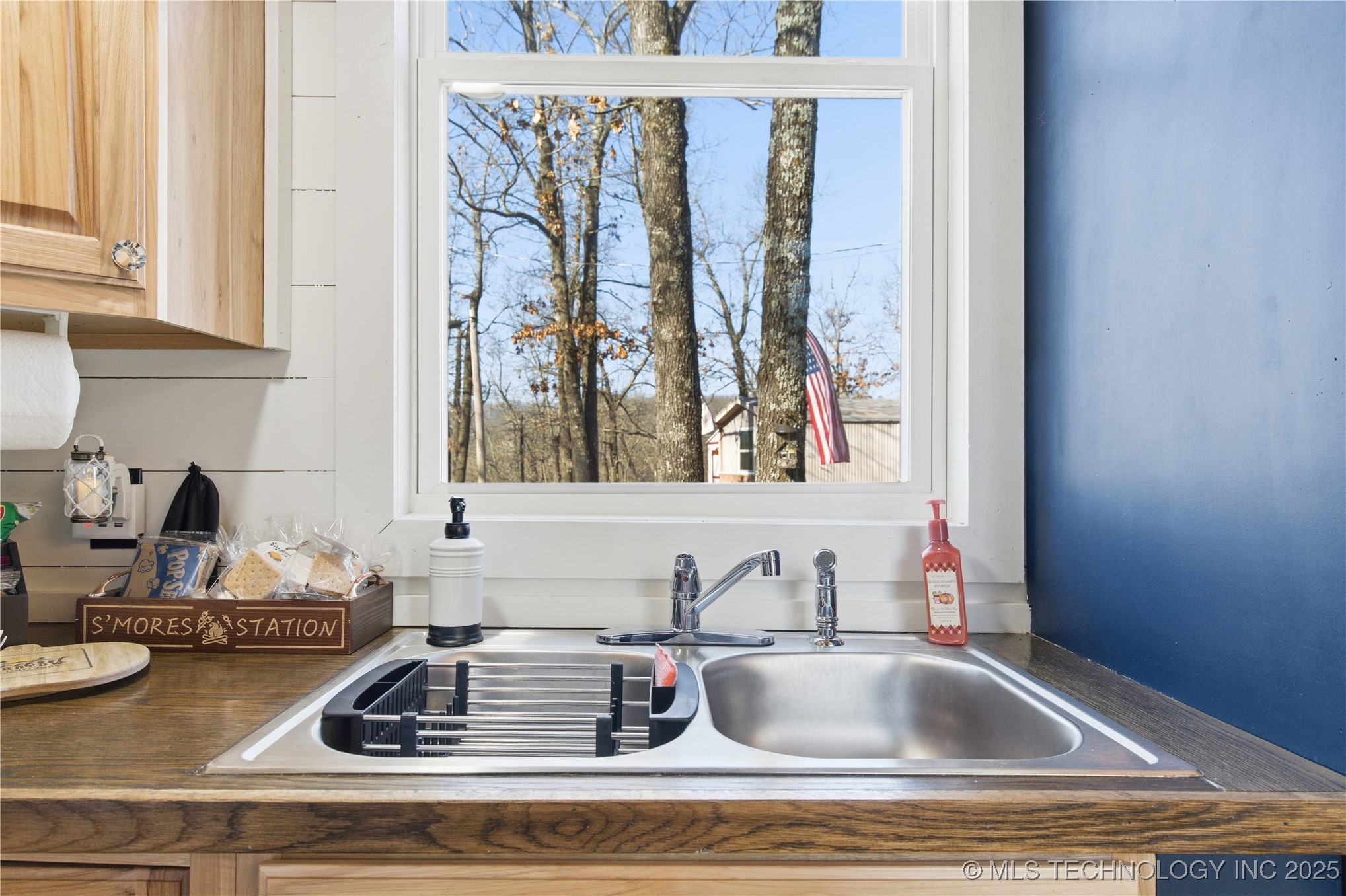 29300 State Highway 82 99/101 Property Photo 14