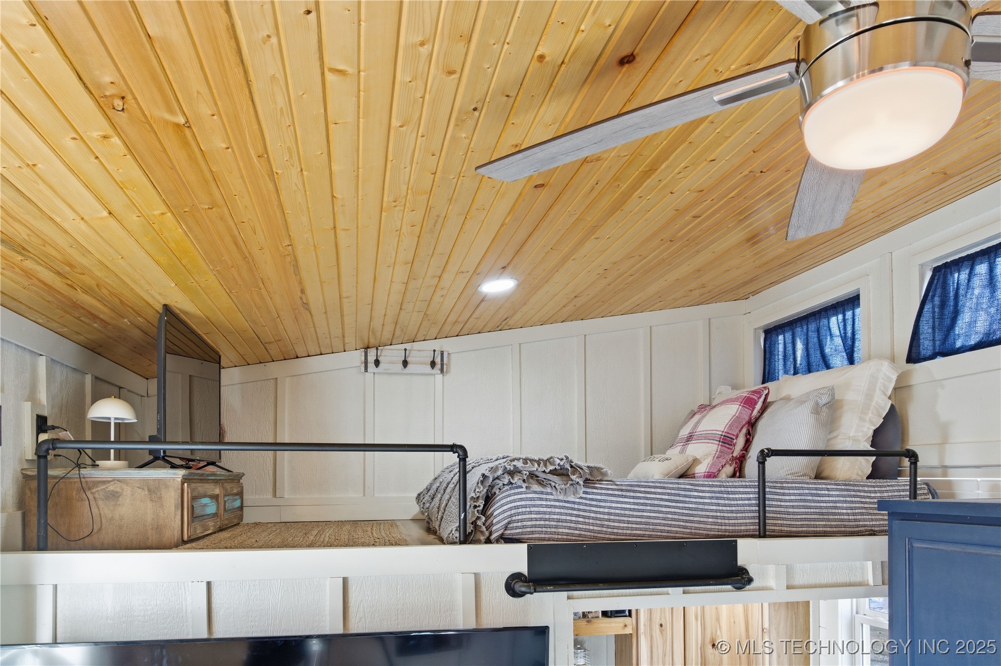 29300 State Highway 82 99/101 Property Photo 19