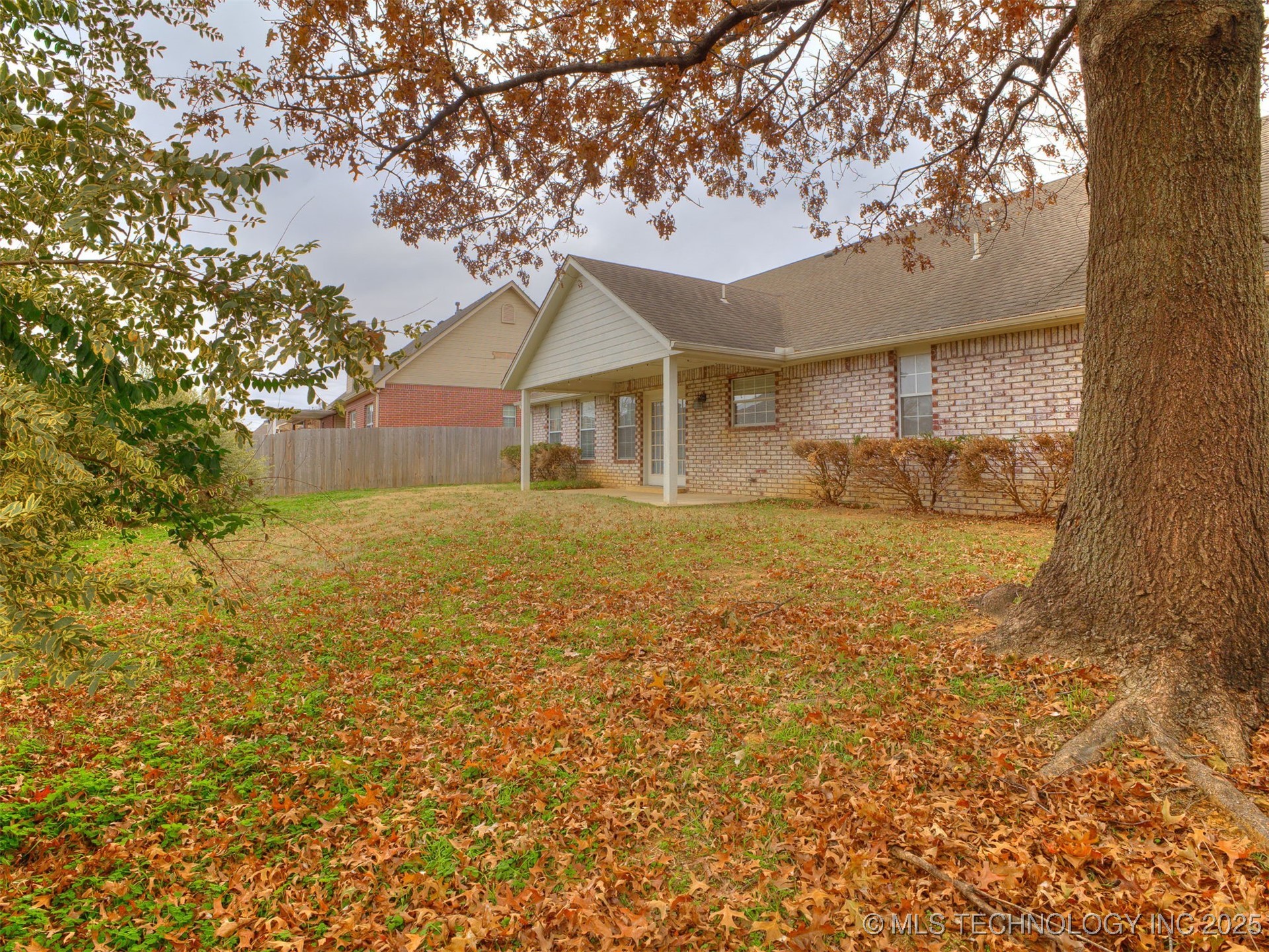 10592 E 142nd Street N Property Photo 2