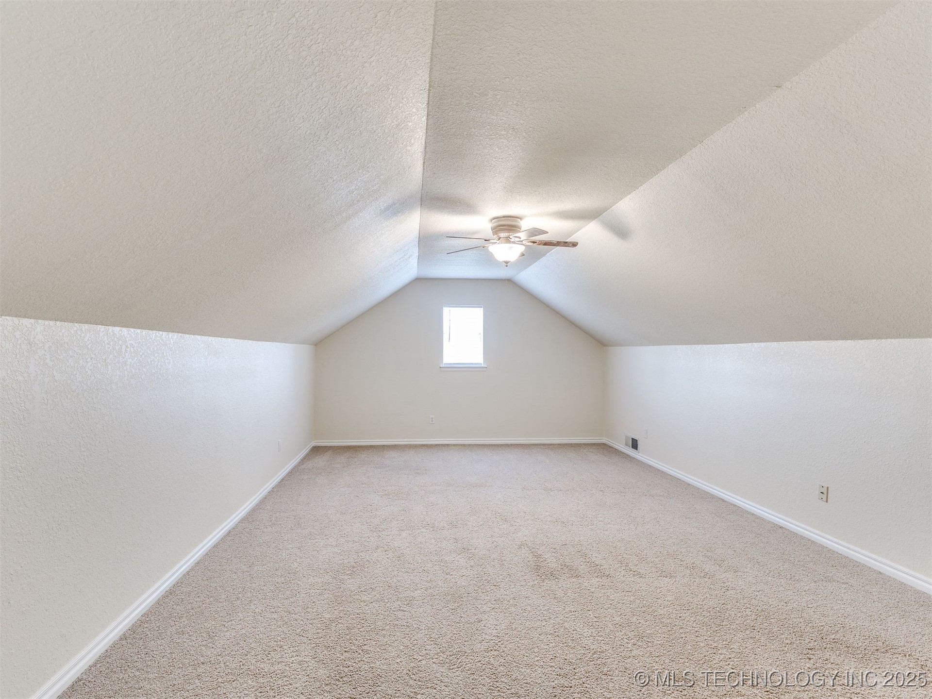 10592 E 142nd Street N Property Photo 34