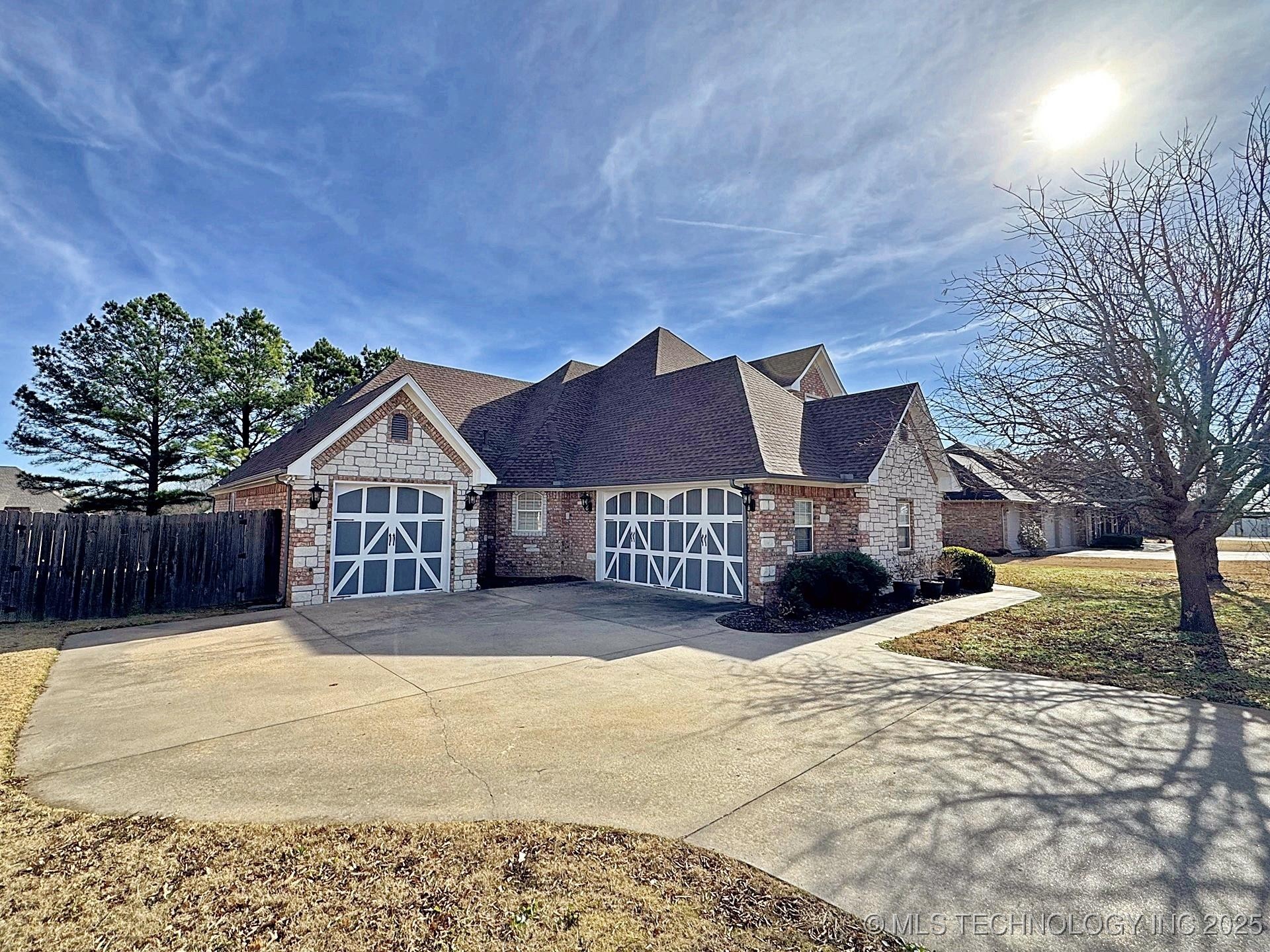 2463 Park Hill Road Property Photo 2