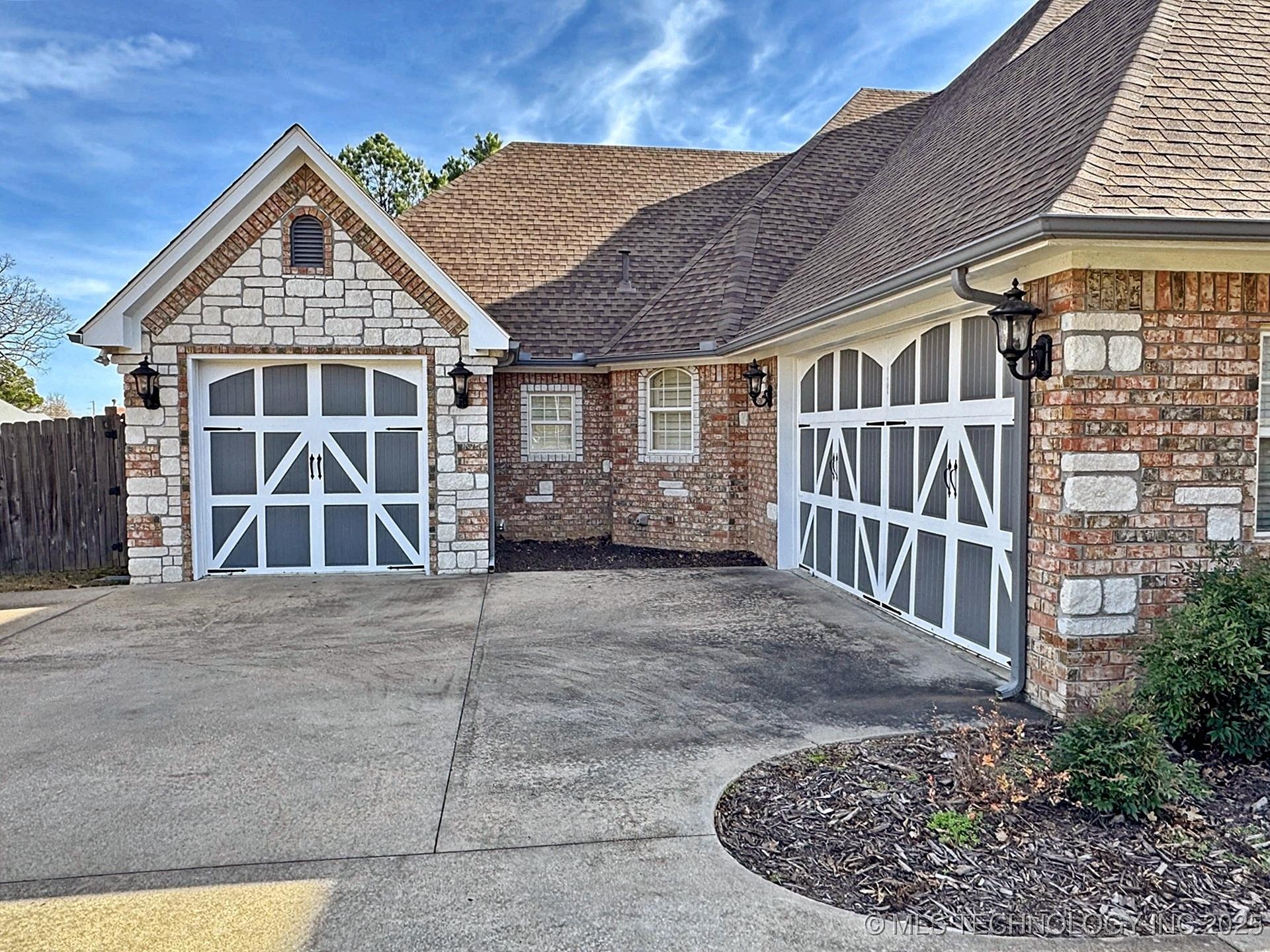 2463 Park Hill Road Property Photo 3