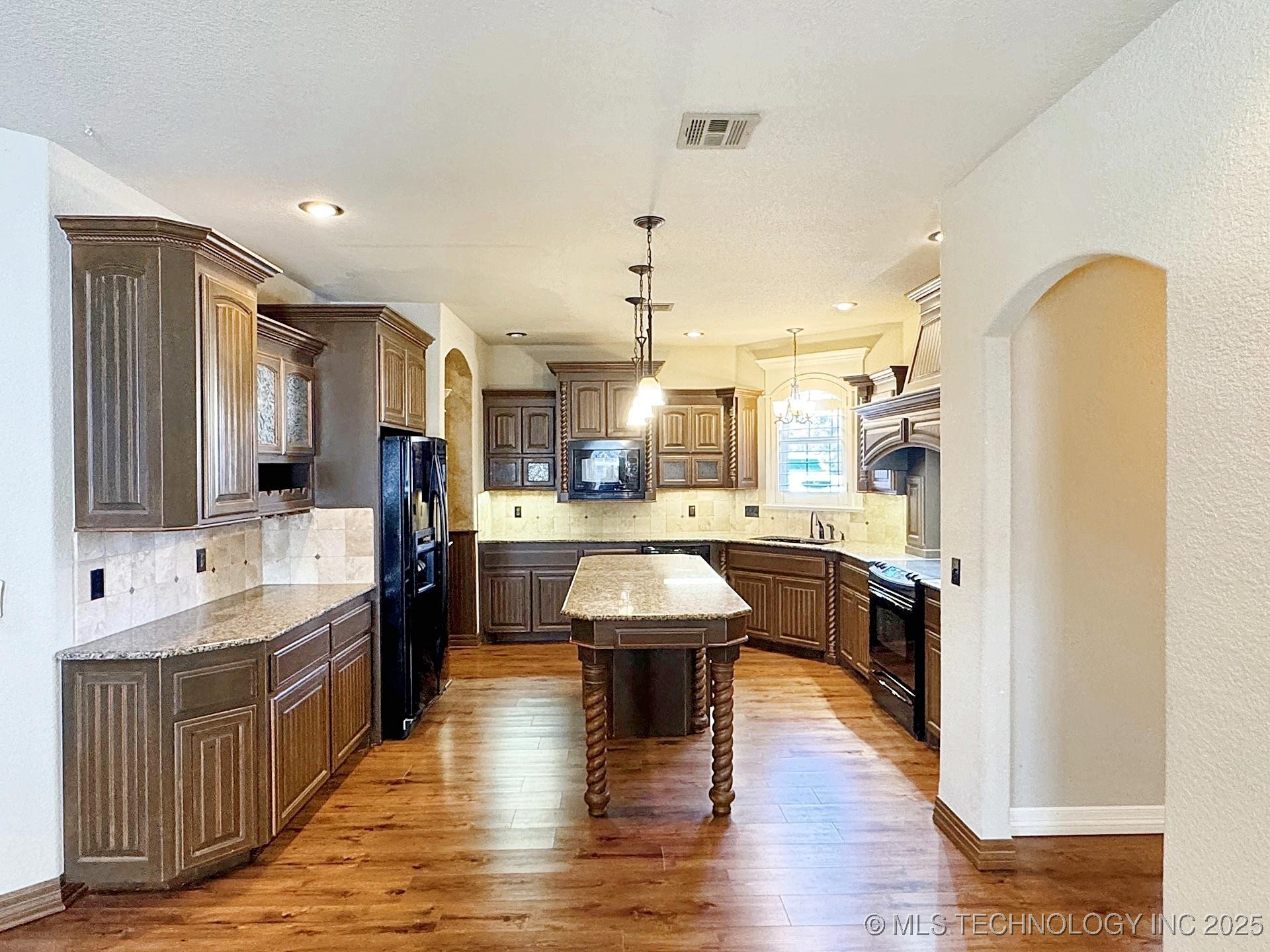 2463 Park Hill Road Property Photo 21