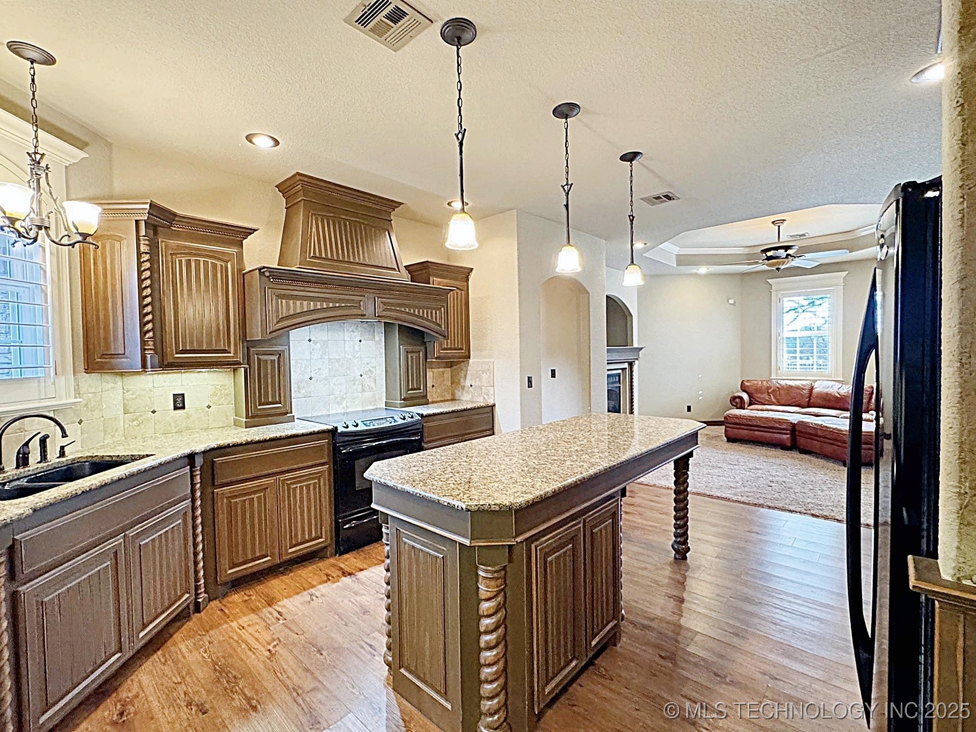 2463 Park Hill Road Property Photo 24